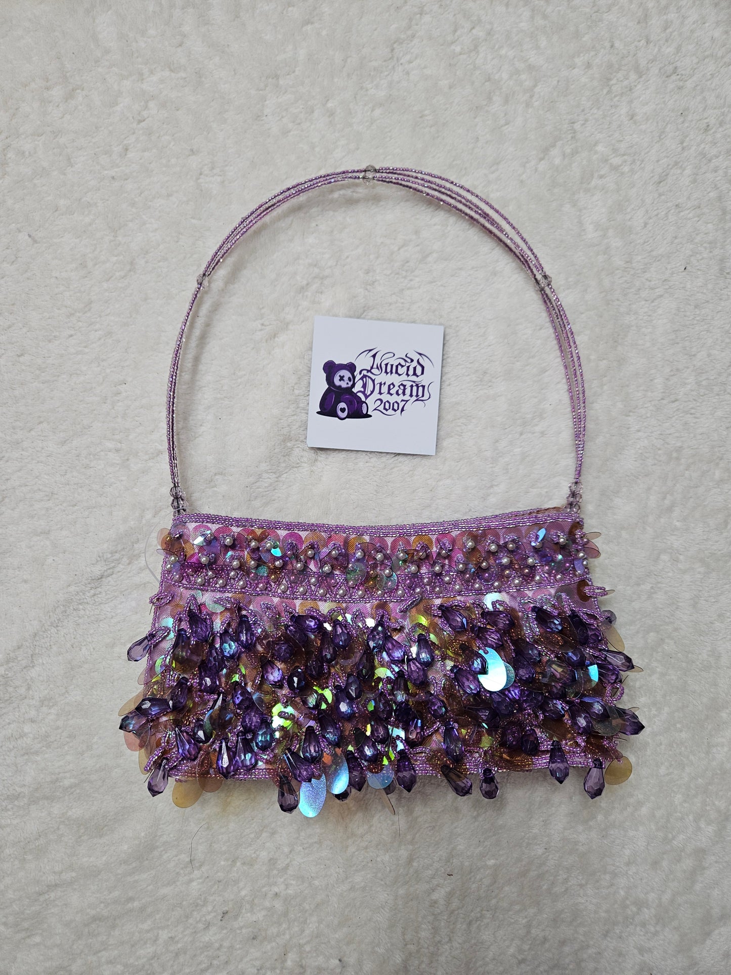 Pochette lila perles et sequins