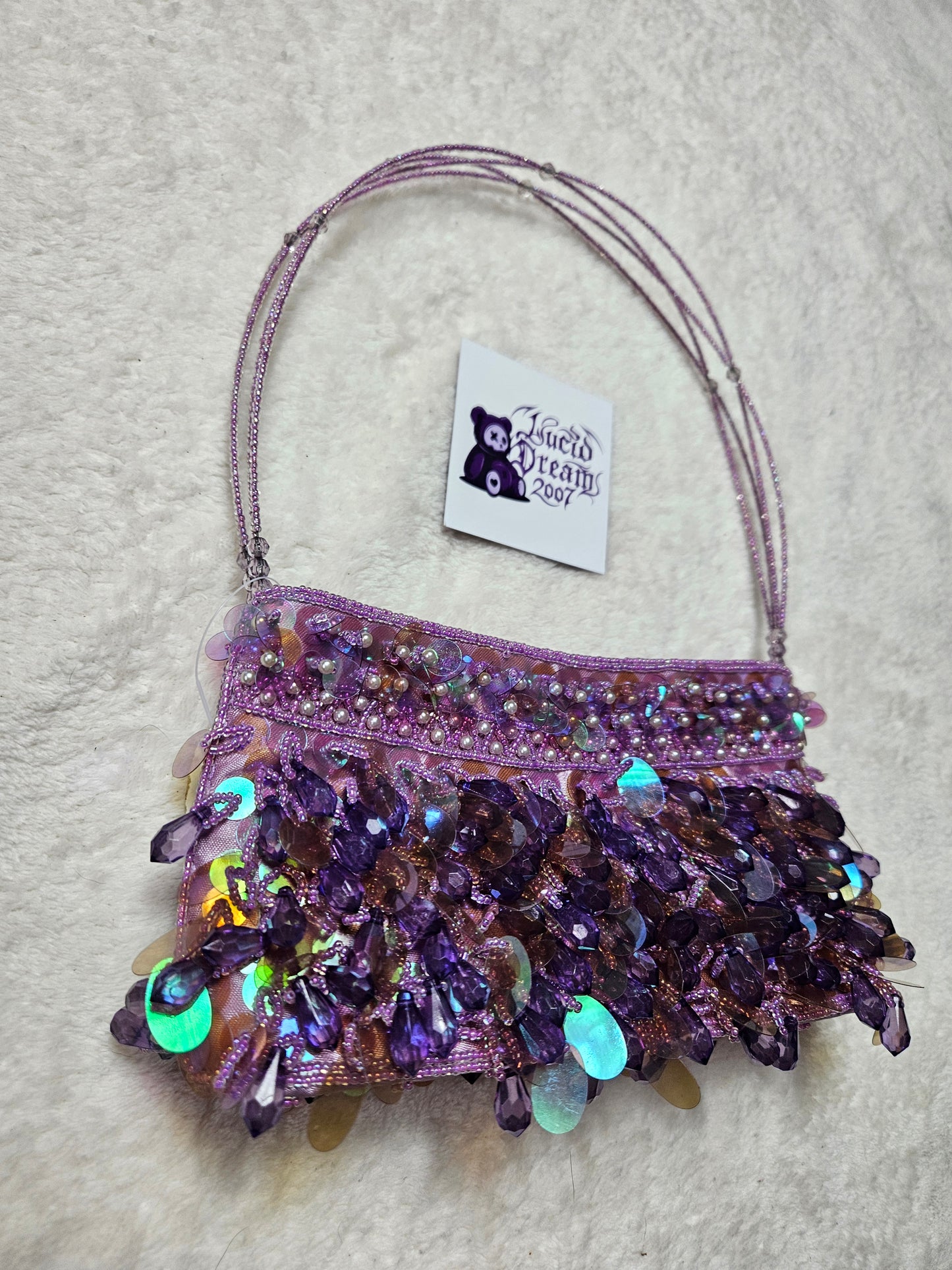 Pochette lila perles et sequins