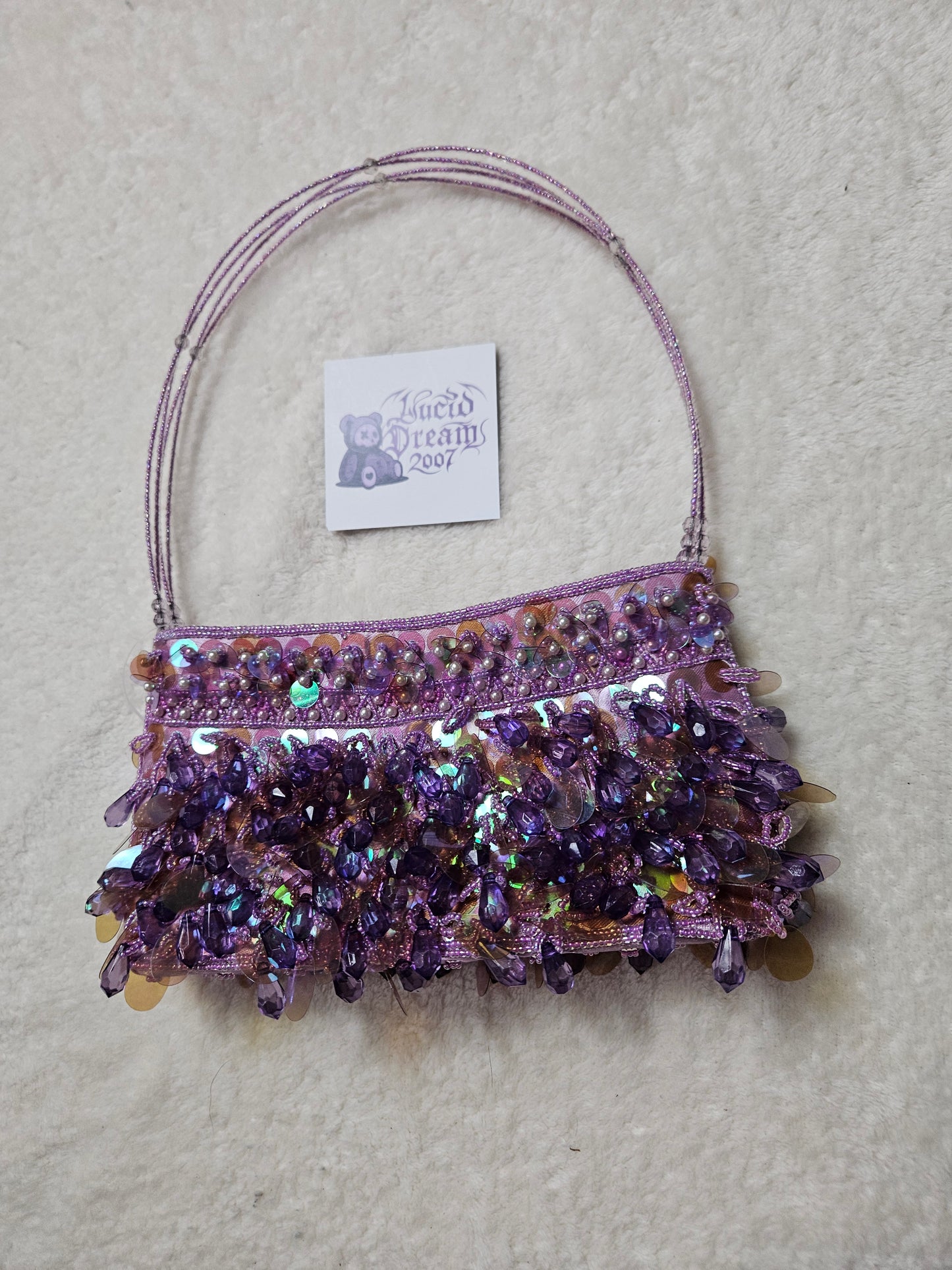 Pochette lila perles et sequins