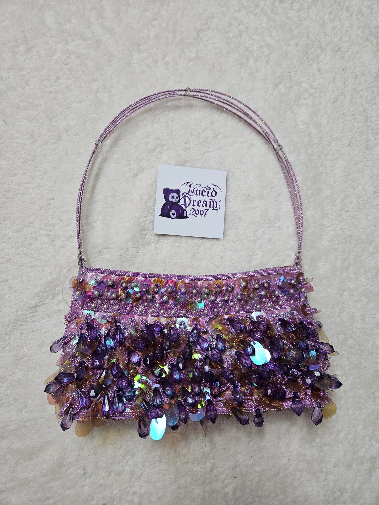 Pochette lila perles et sequins
