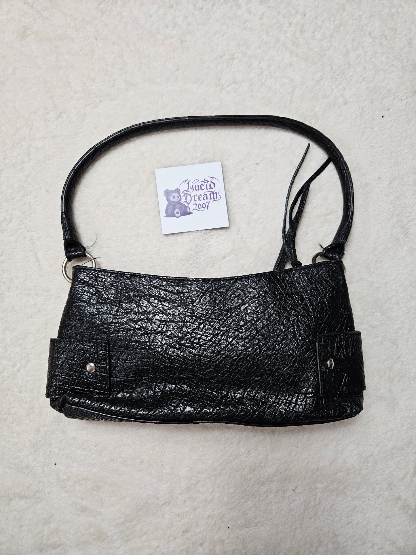 Bolso de piel sintética negra