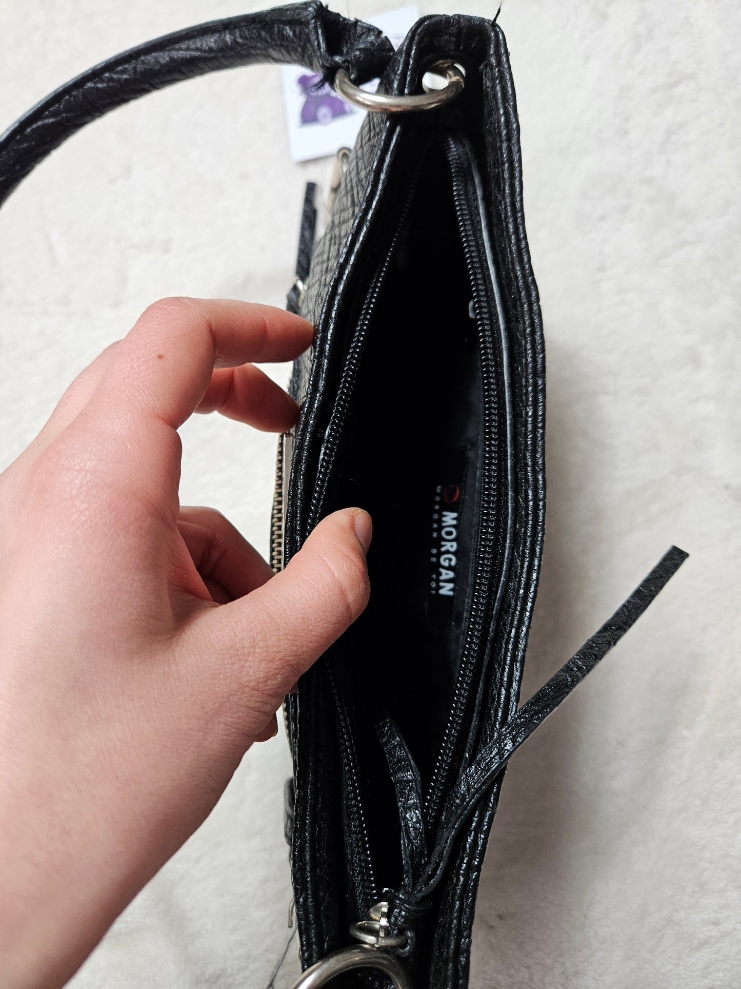 Bolso de piel sintética negra