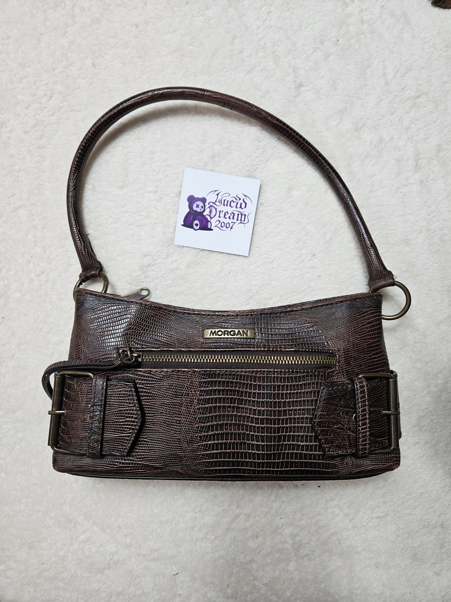Bolso pequeño marrón de polipiel con tiras