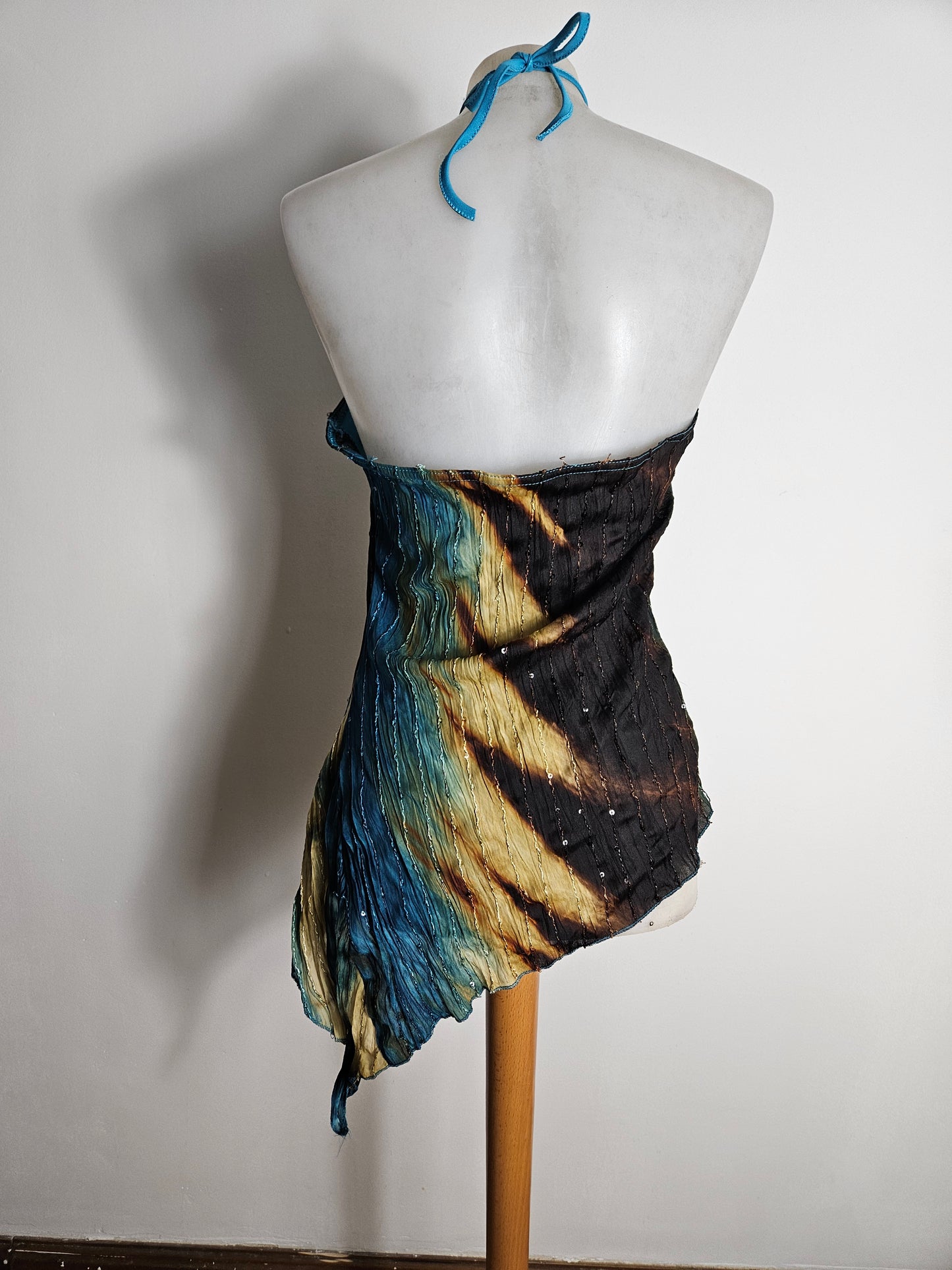Asymmetric tie-dye top in blue and brown