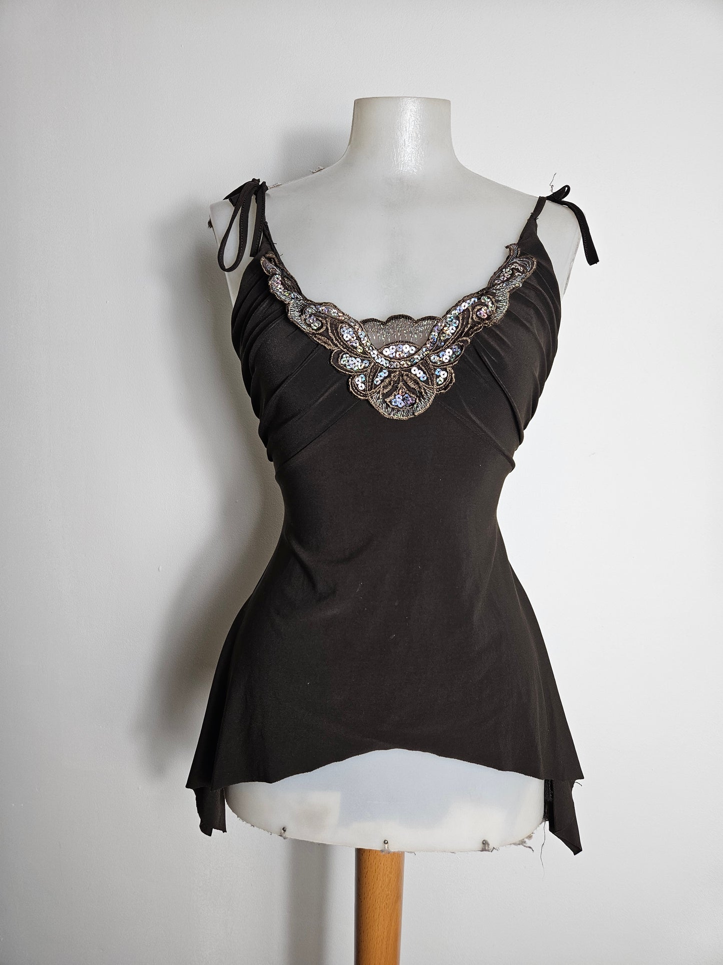 Haut asymétrique marron