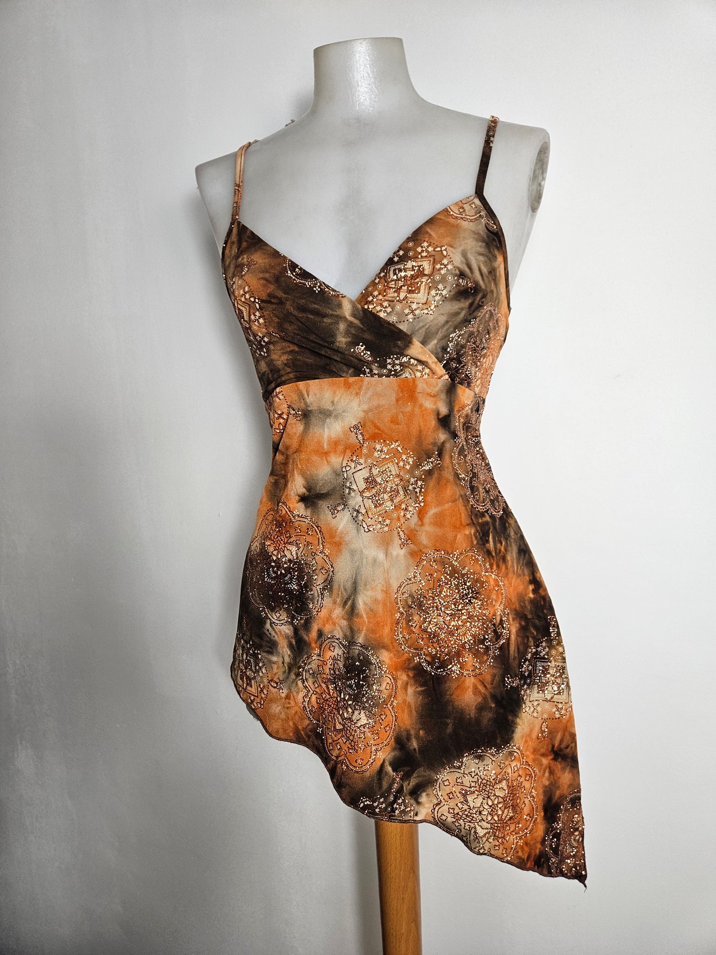 Haut asymétrique tons orange et marron