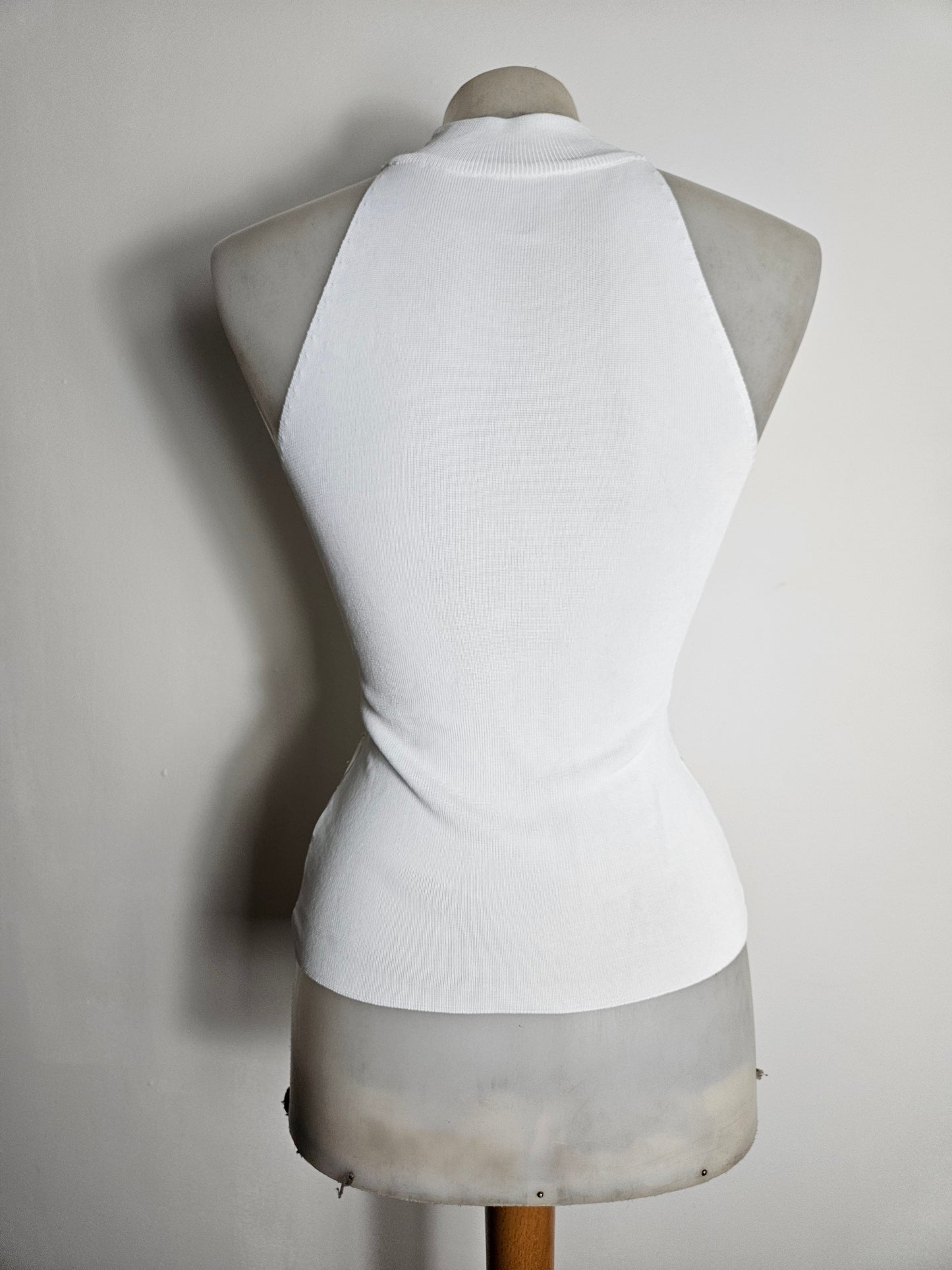 Haut col montant brodé