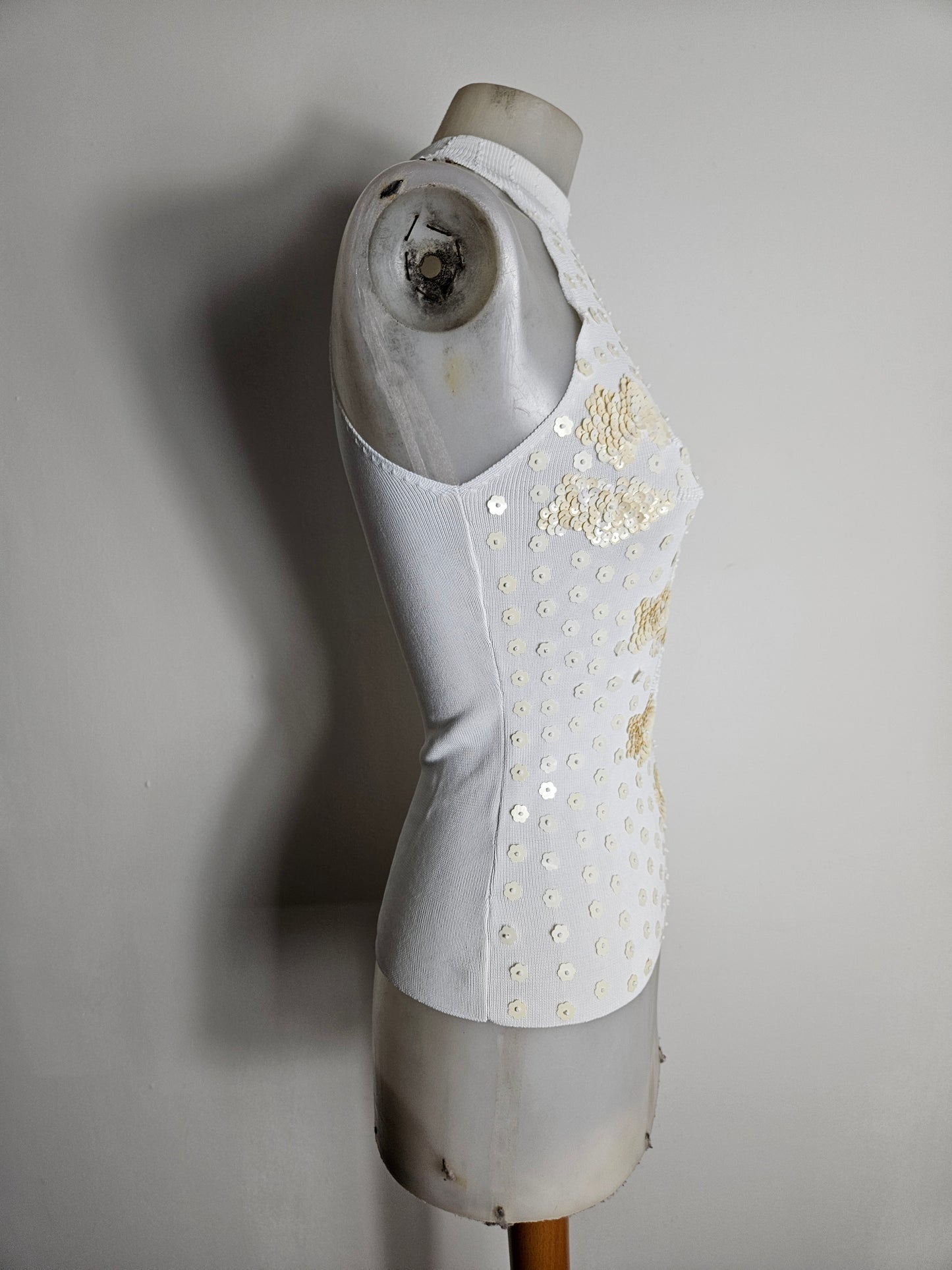 Haut col montant brodé