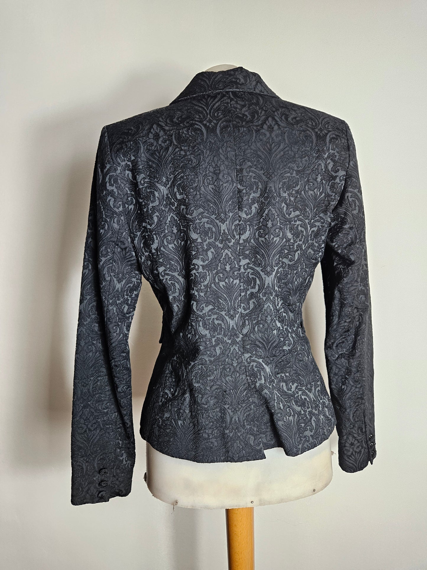Blazer con estampado tono sobre tono