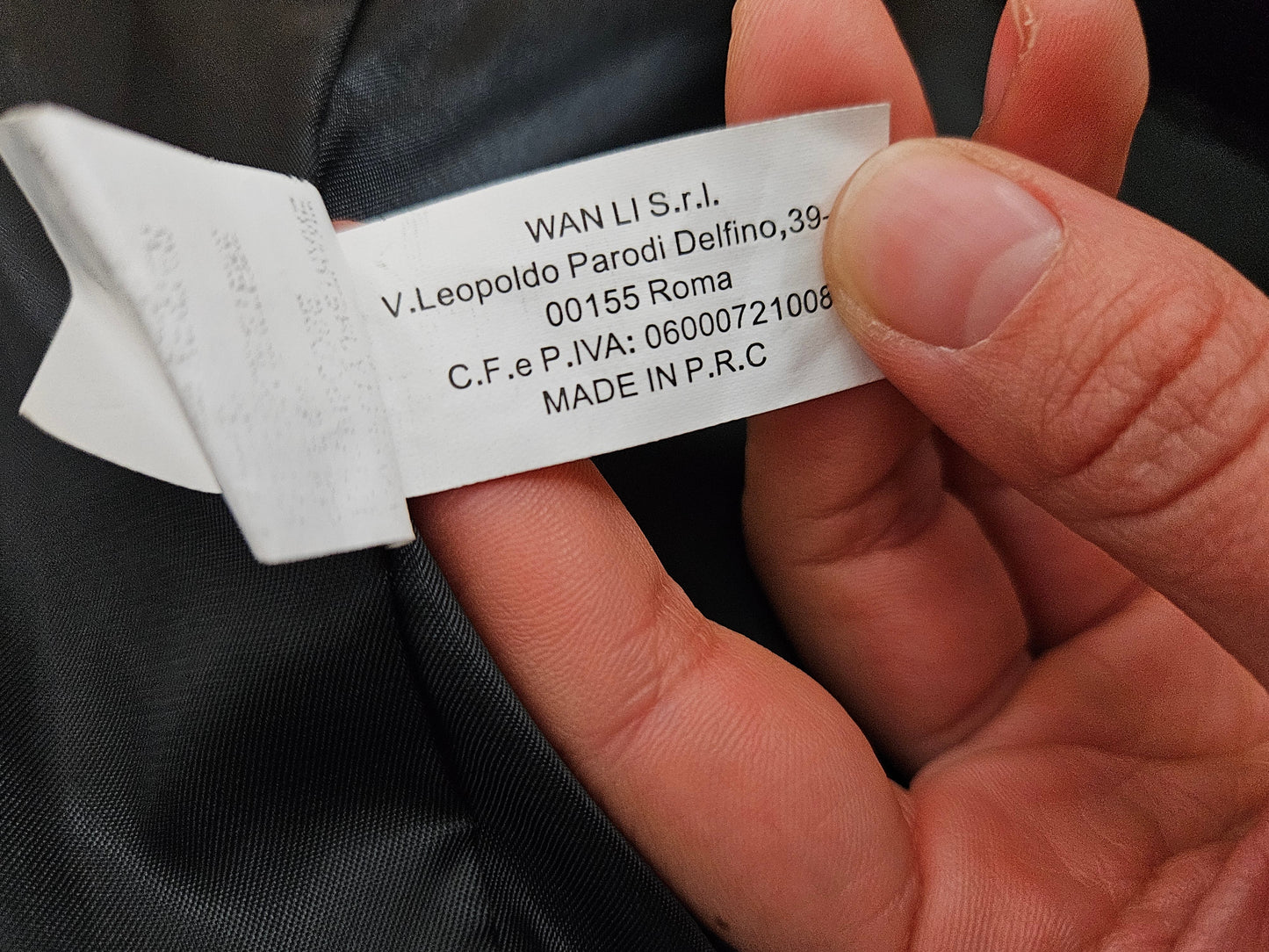 Chaqueta de polipiel con espalda acordonada