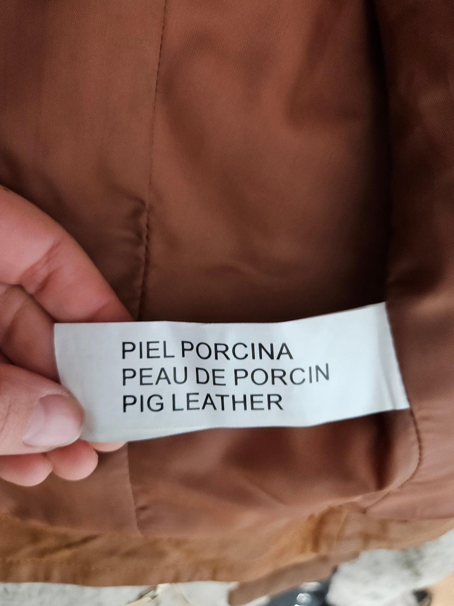 Chaqueta corta de cuero