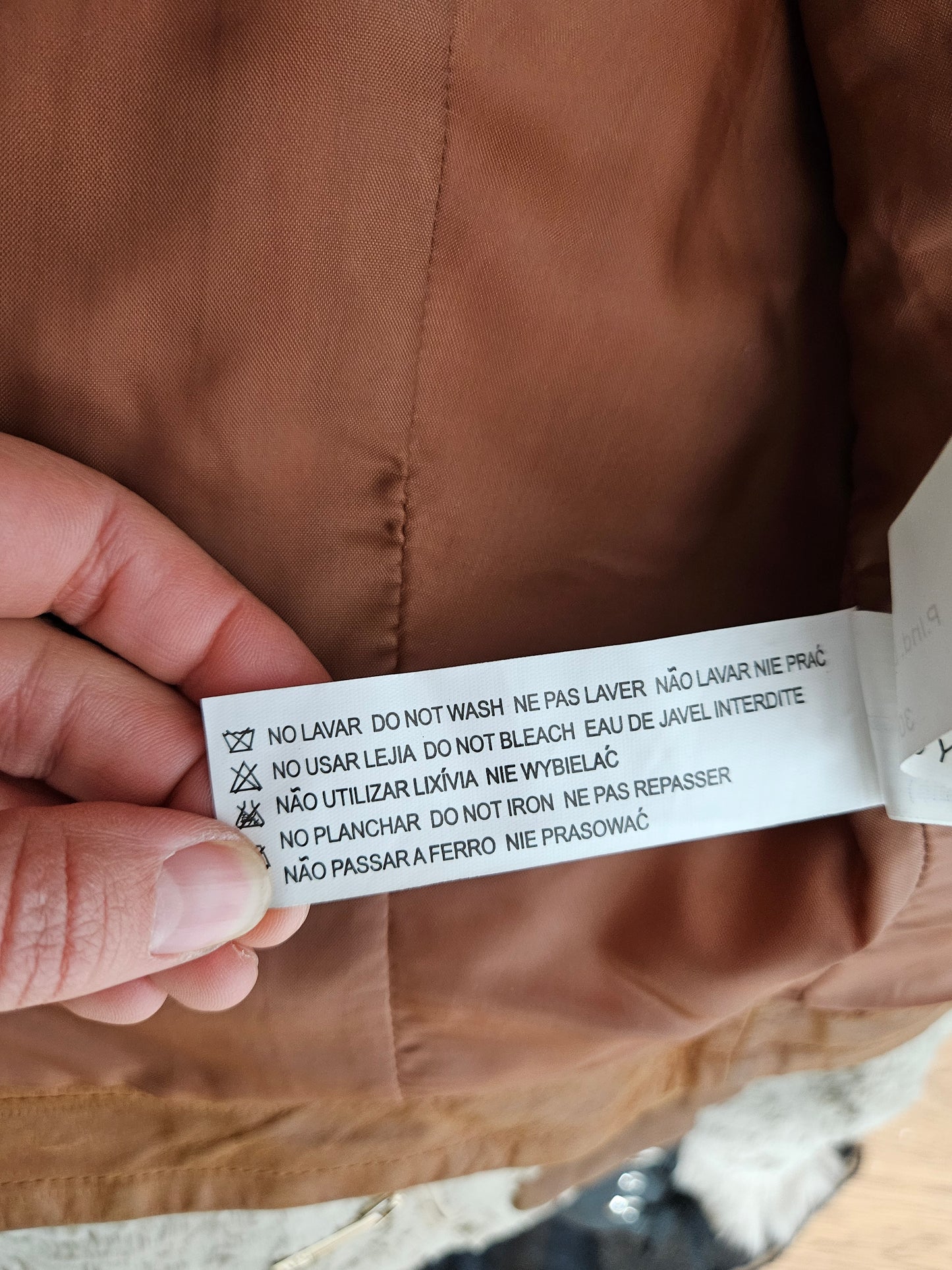 Chaqueta corta de cuero