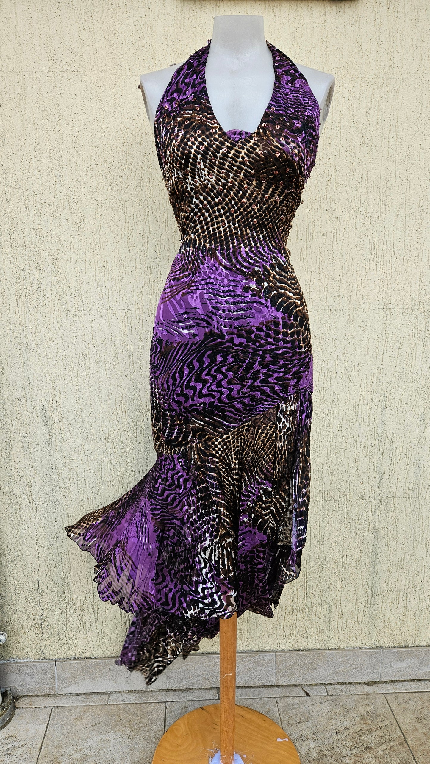Robe dos nu tons violet et marron