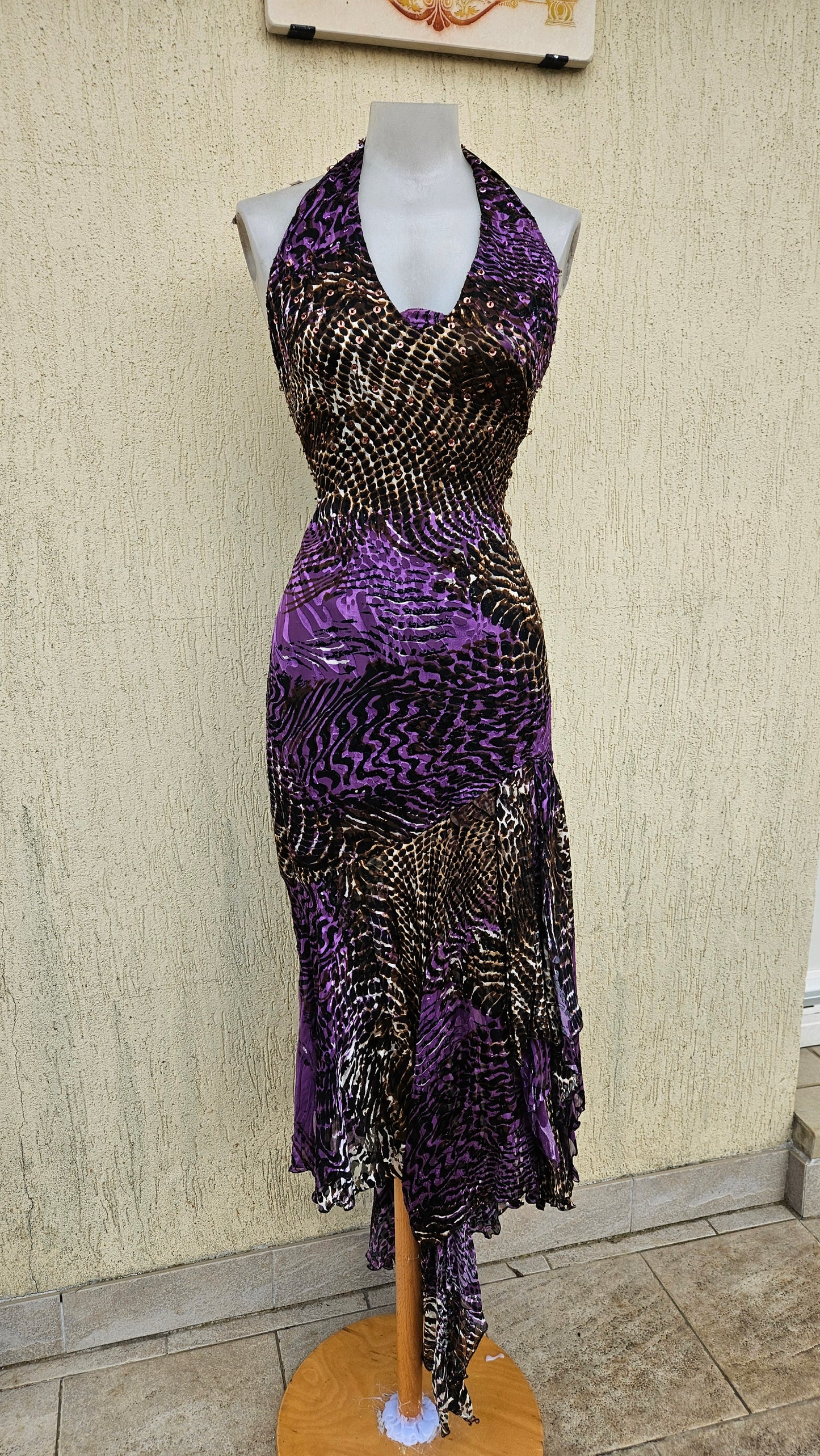 Robe dos nu tons violet et marron
