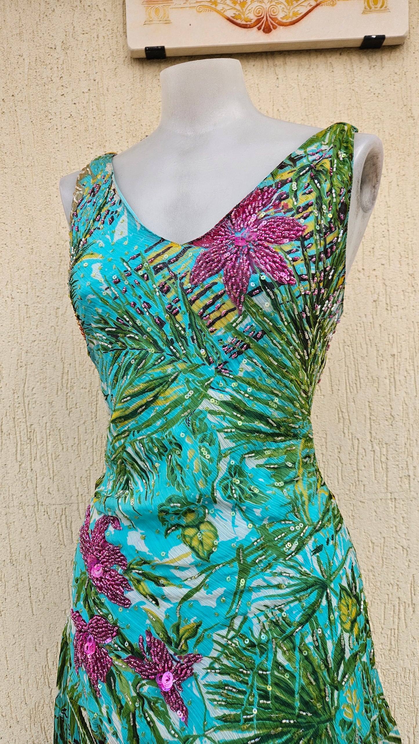 Robe en voile floral brodé
