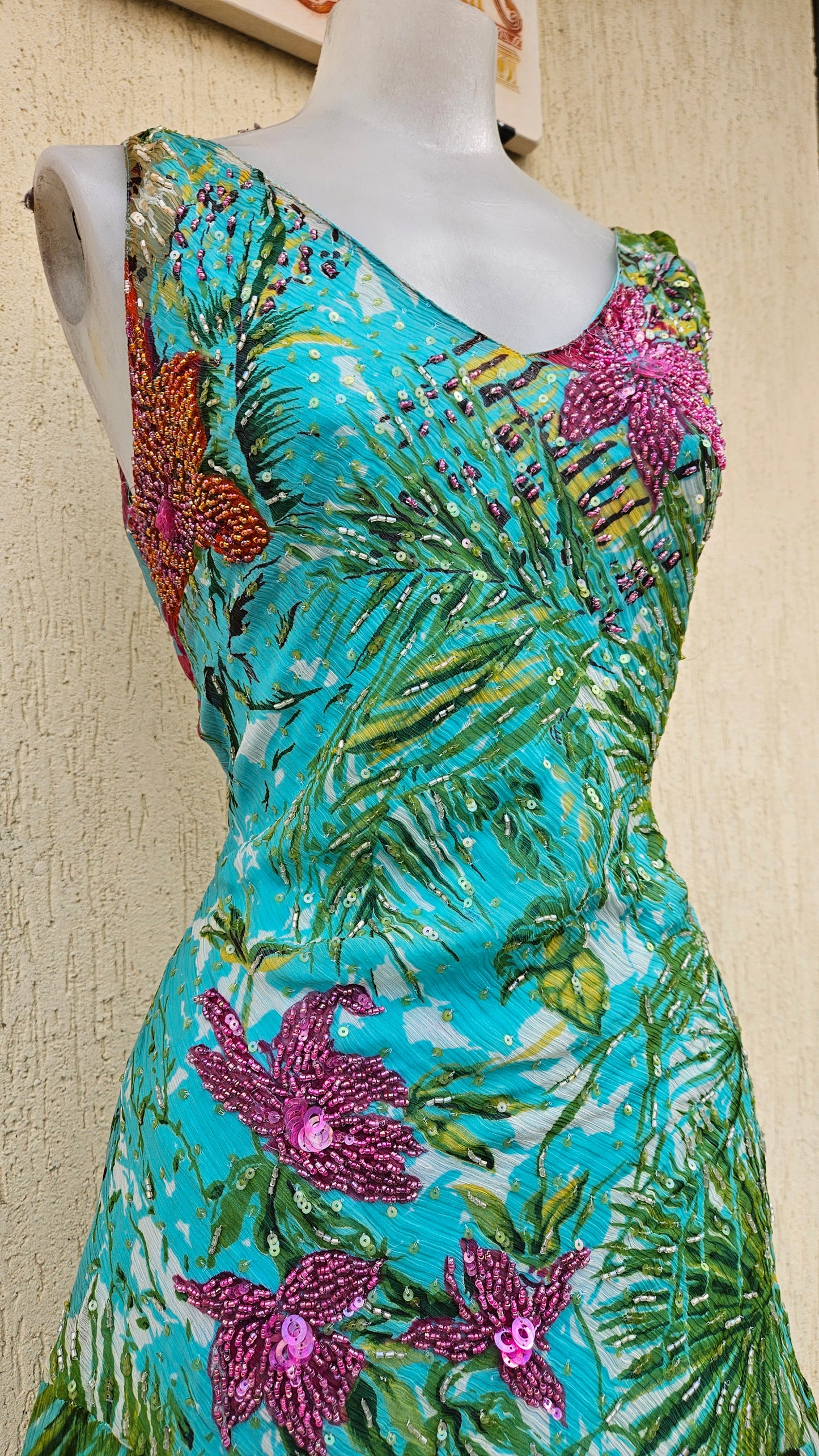 Robe en voile floral brodé