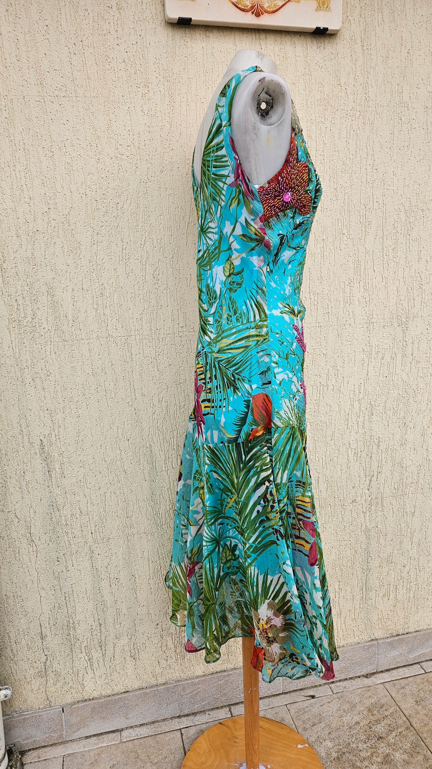 Robe en voile floral brodé