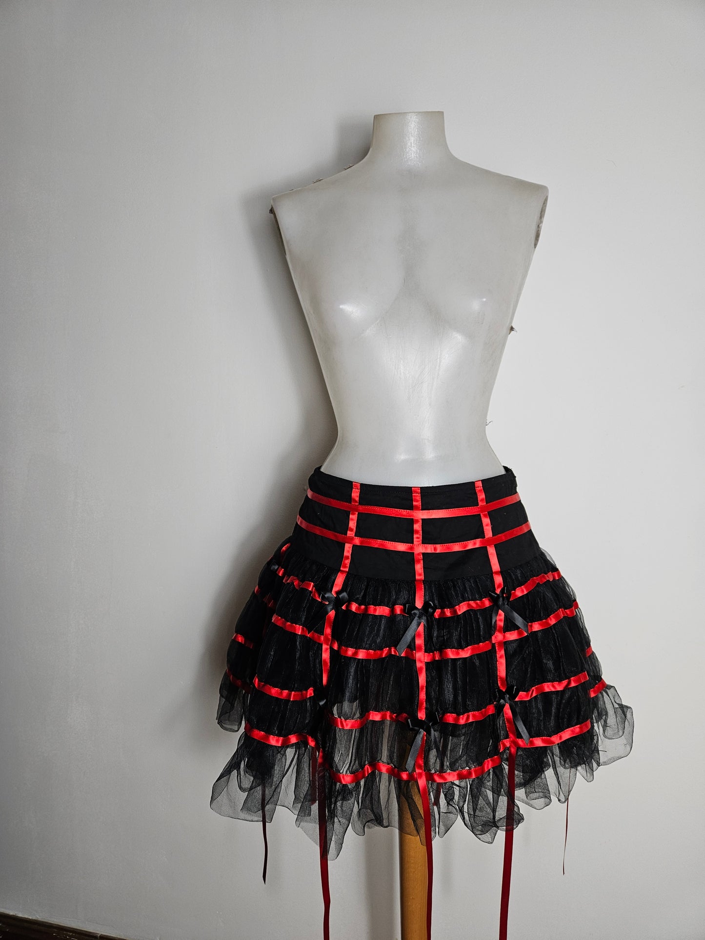 Hell Bunny black and red skirt
