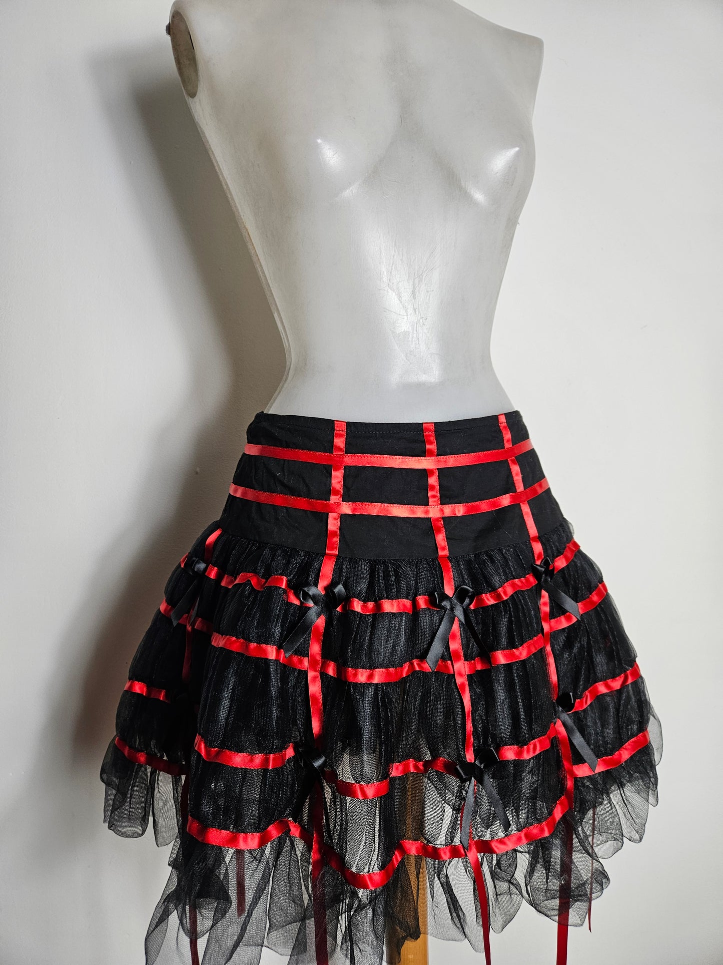 Hell Bunny black and red skirt