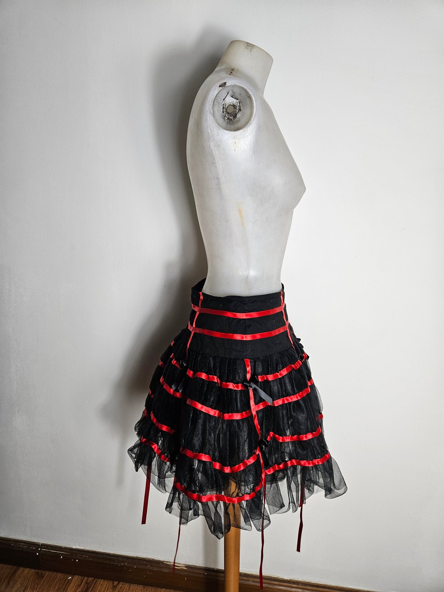 Hell Bunny black and red skirt