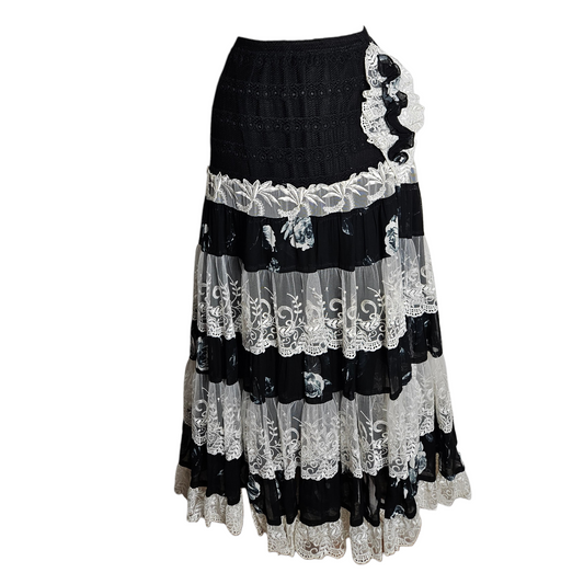 Vintage black and white lace tiered midi skirt, romantic gothic fairycore Y2K silhouette made in Italy by Lucid Dream 2007.