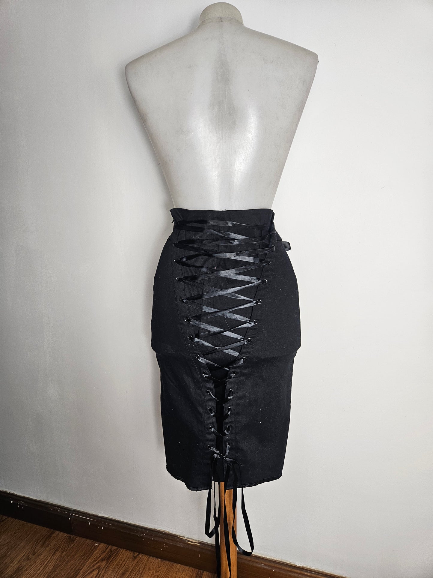 Jupe taille à laçage