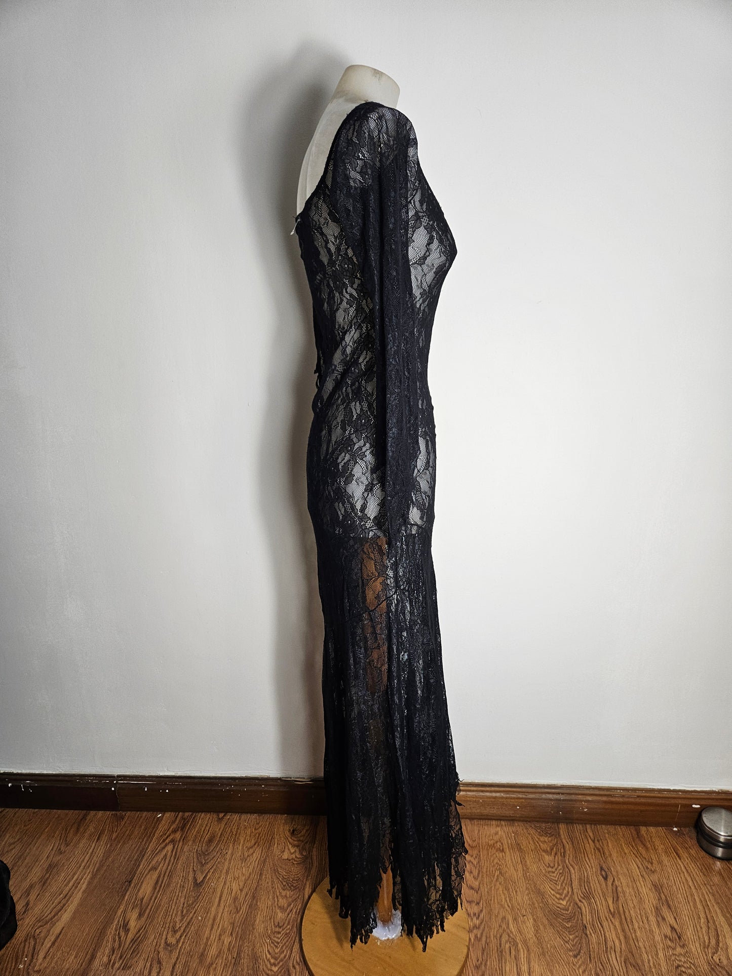 Robe en dentelle noire