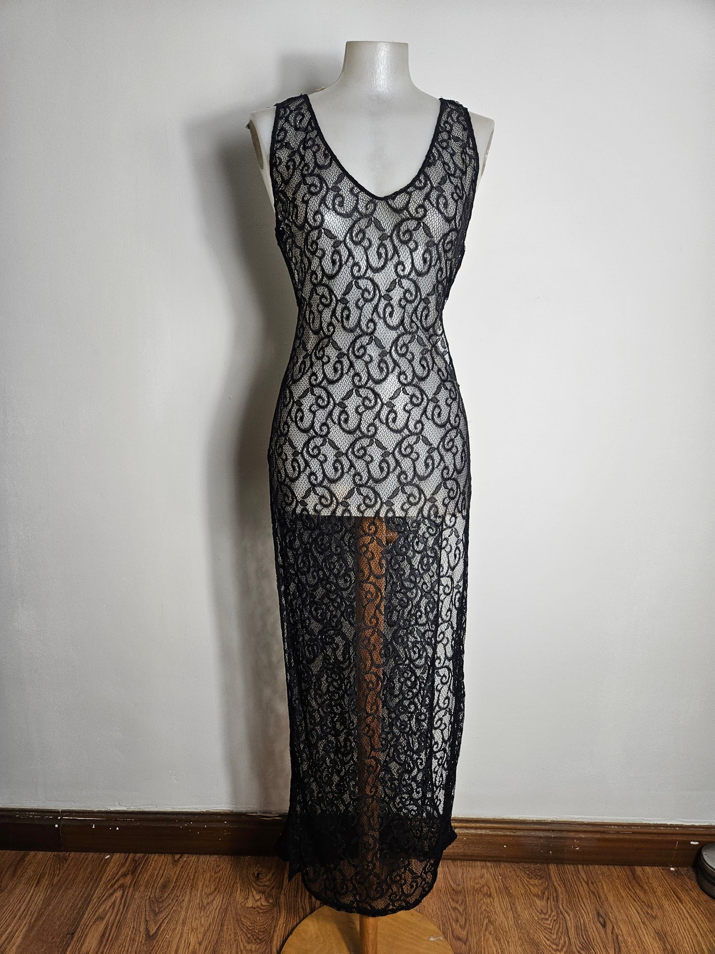 Robe en dentelle détails anneaux