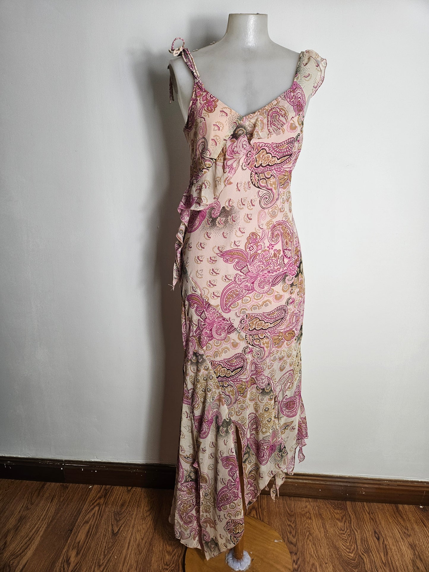 Robe en voile fleurie rose