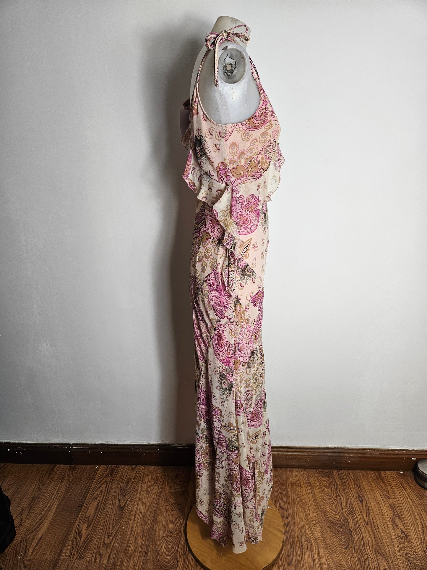 Robe en voile fleurie rose