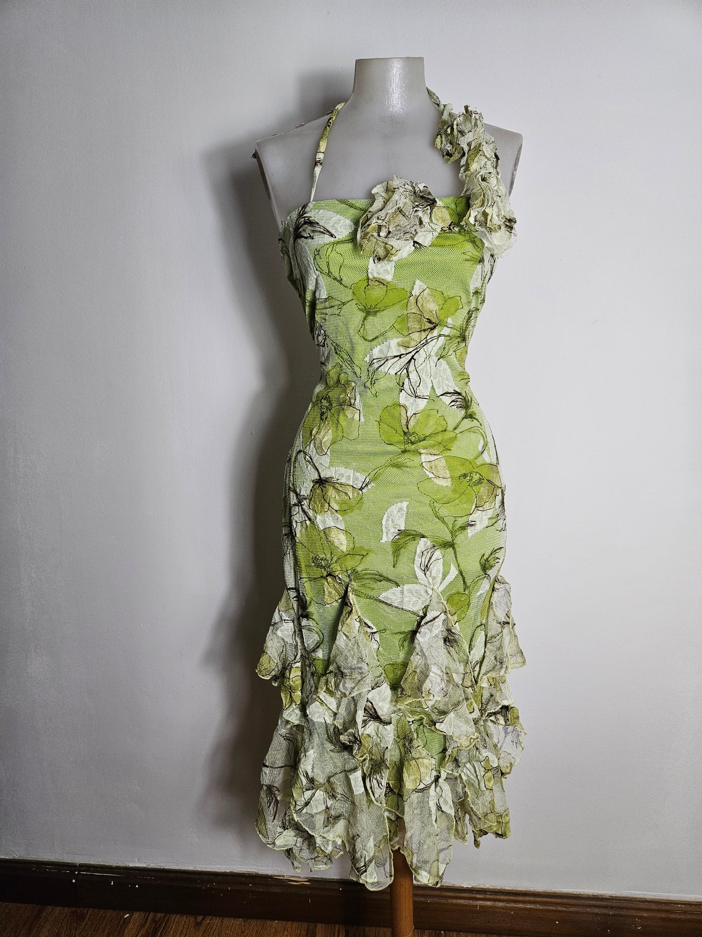 Vestido de encaje en tonos verdes