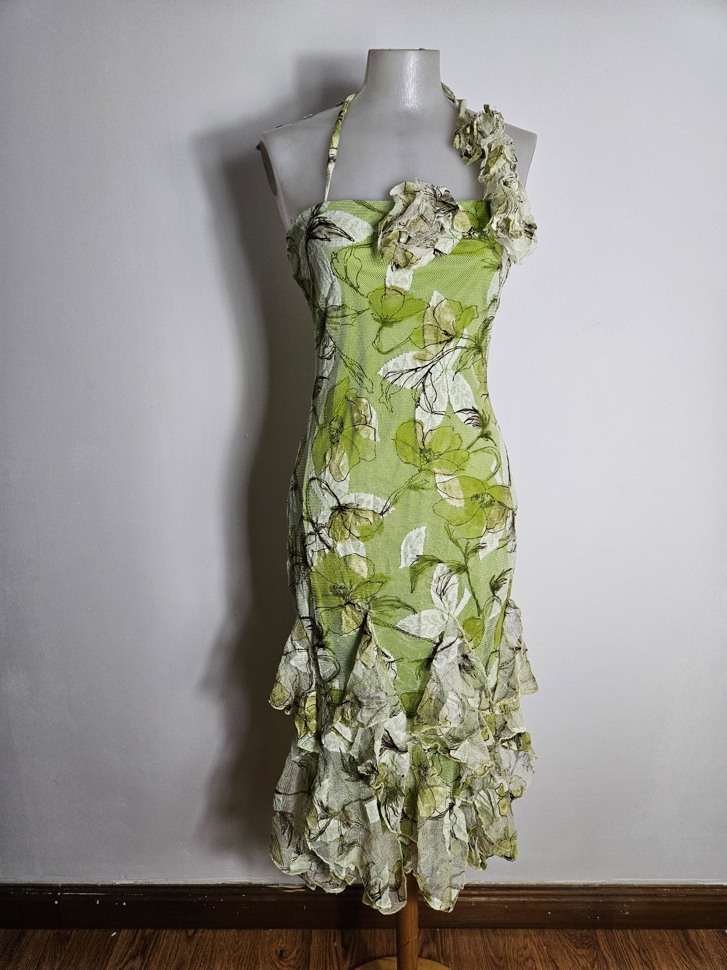 Vestido de encaje en tonos verdes