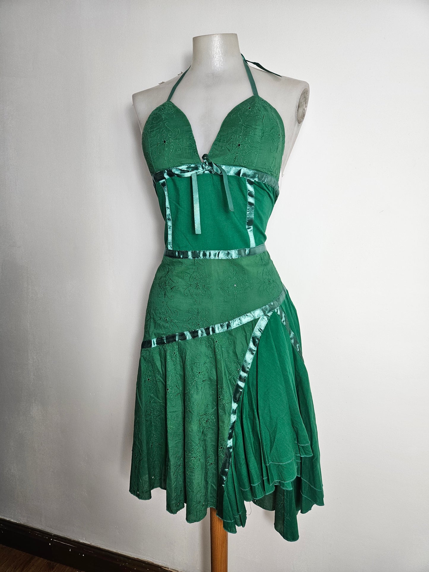 Robe dos nu verte