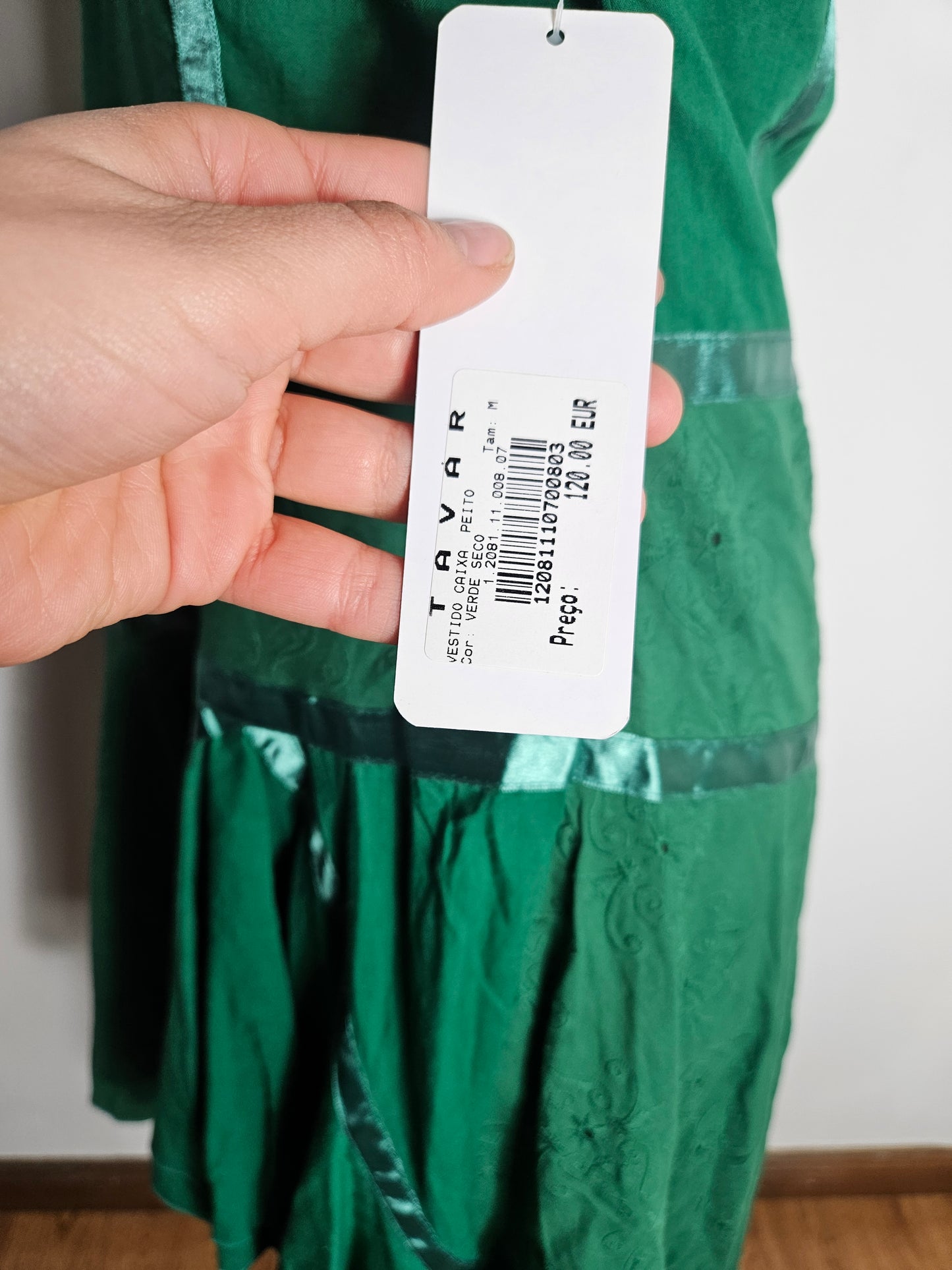 Robe dos nu verte