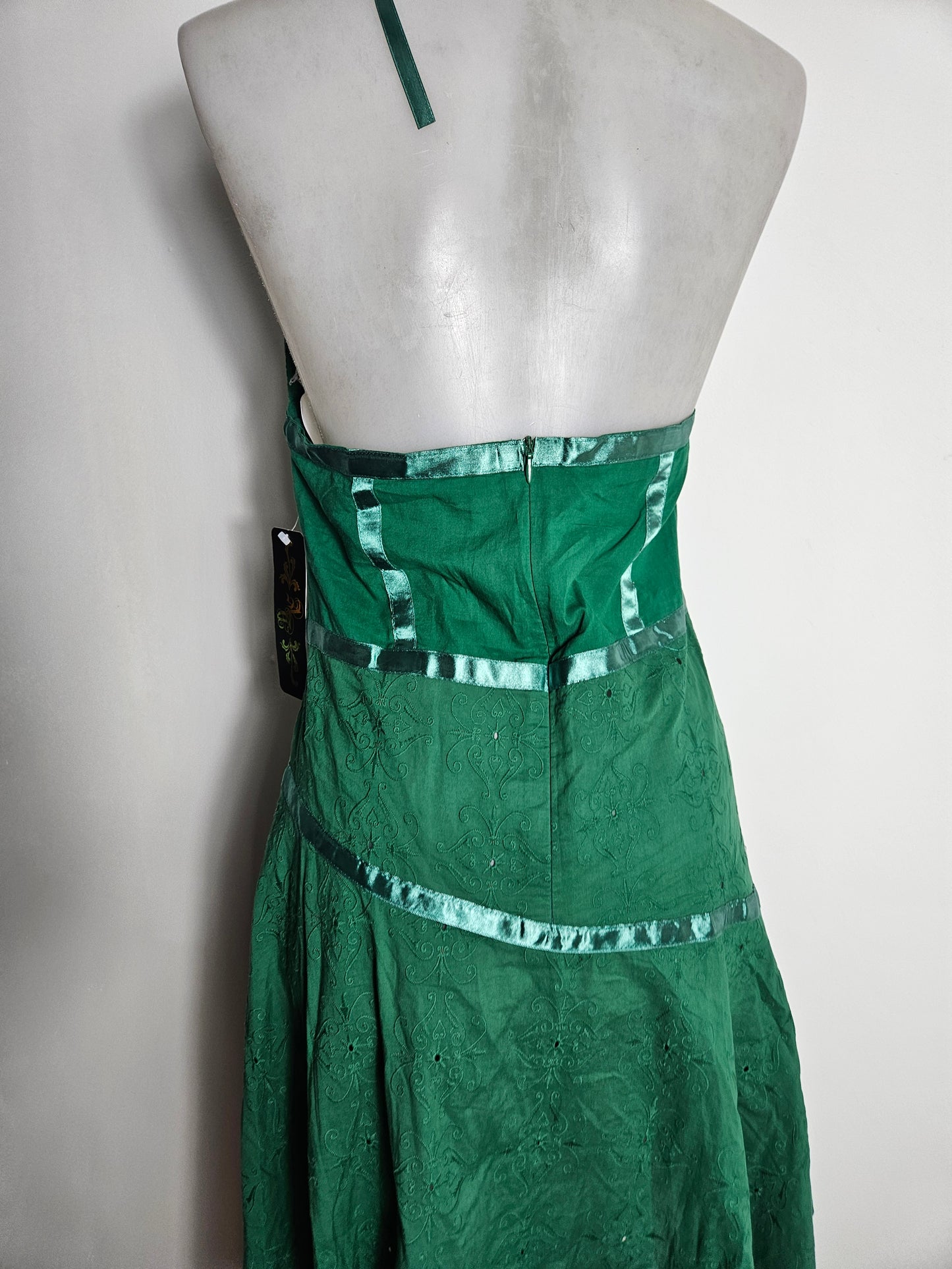 Robe dos nu verte