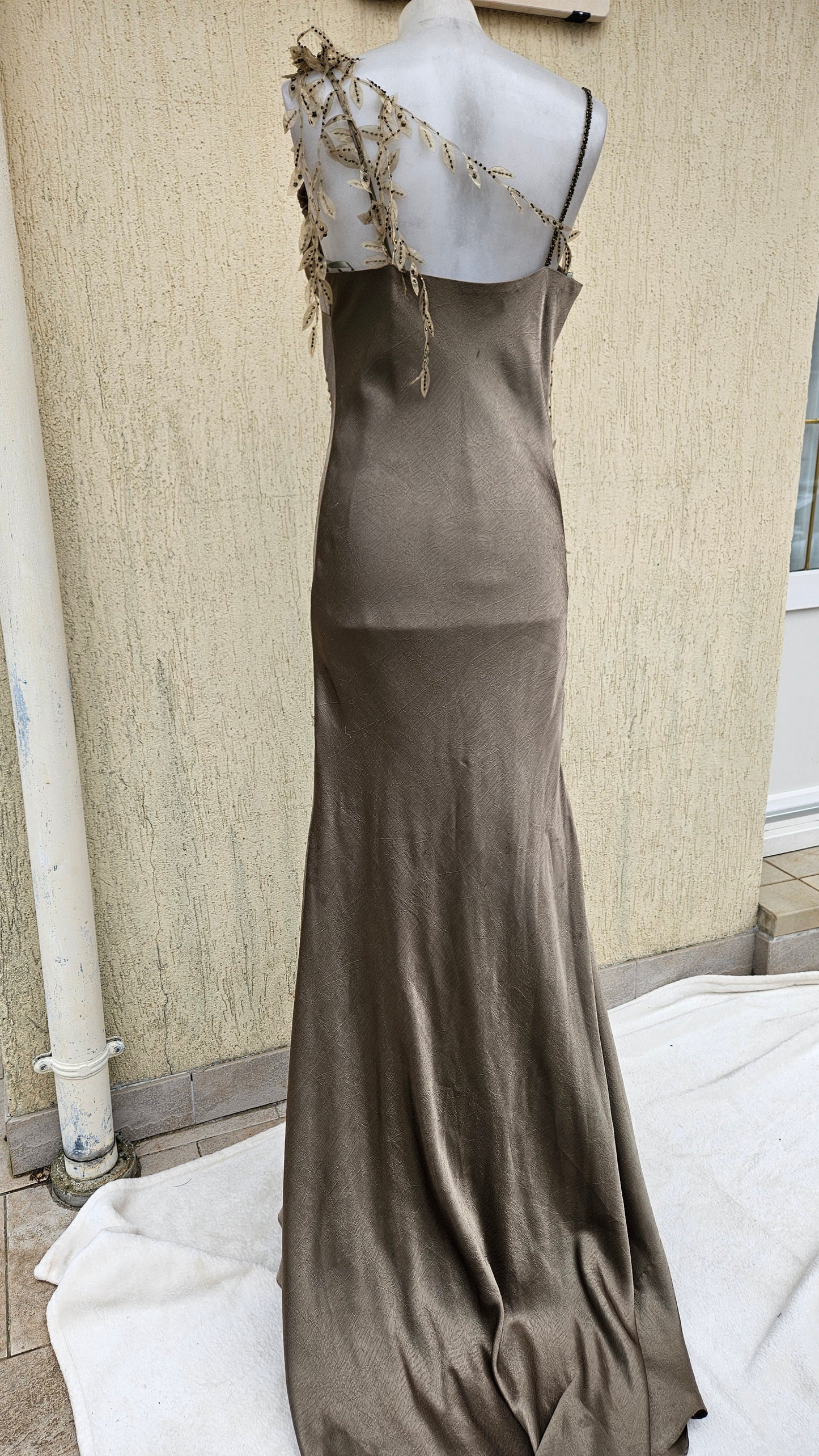 Robe longue motif feuillage