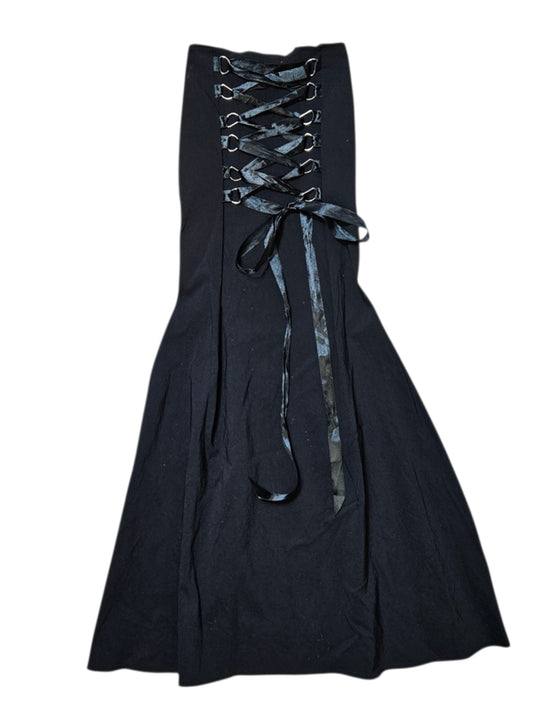 Jupe évasée noire à laçage