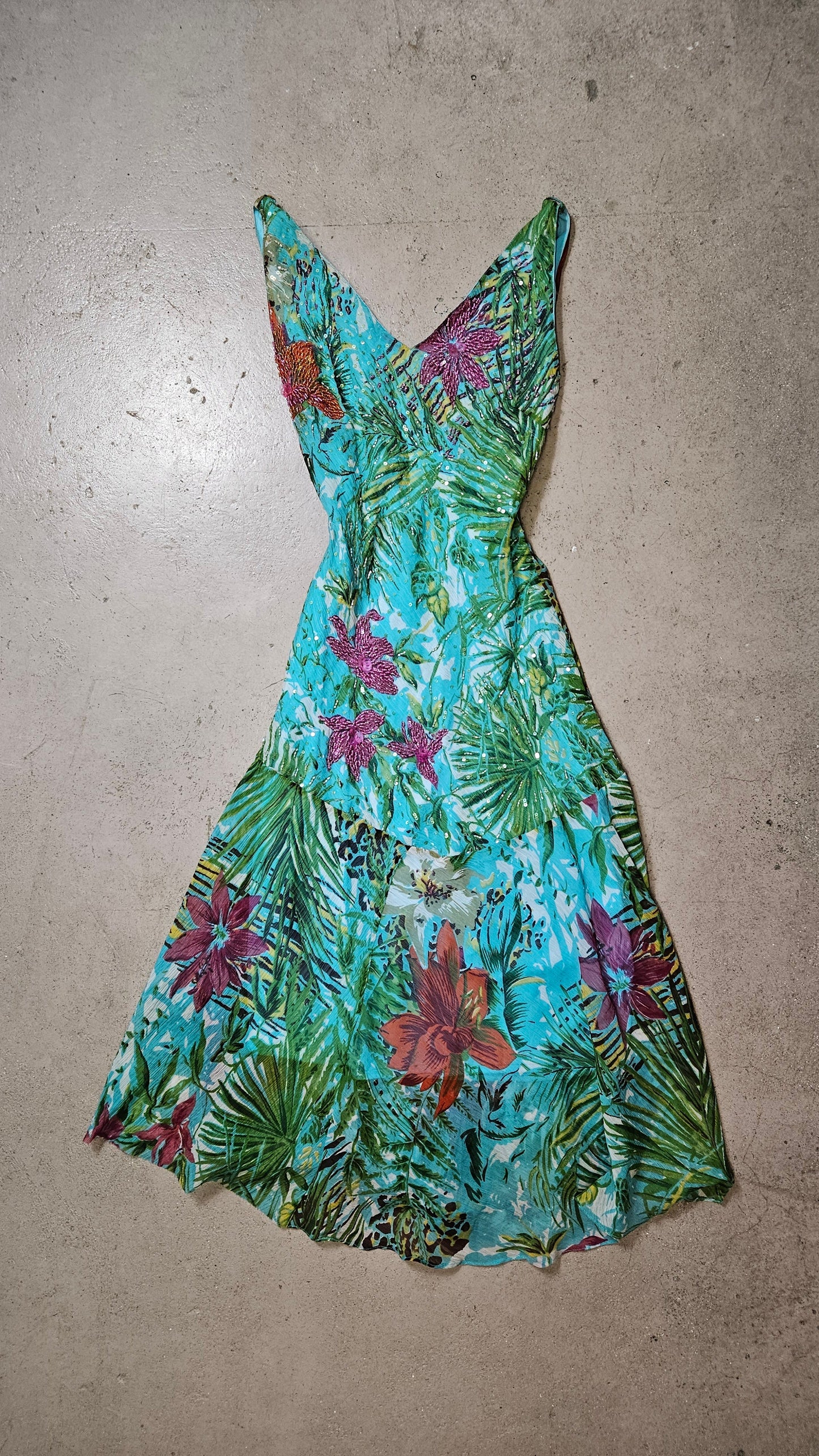 Robe en voile floral brodé