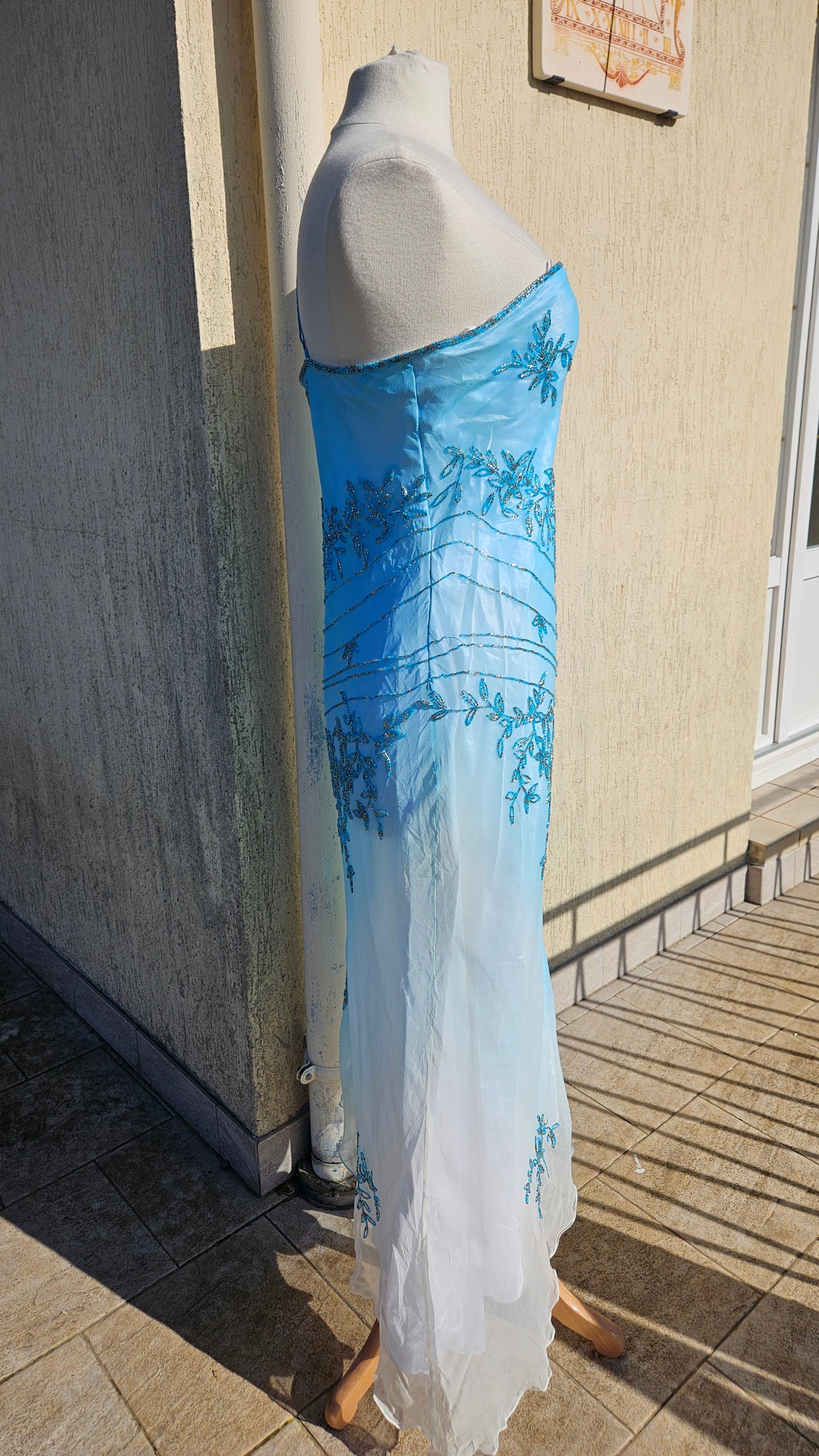 Maxi dress in embroidered silk with blue tones