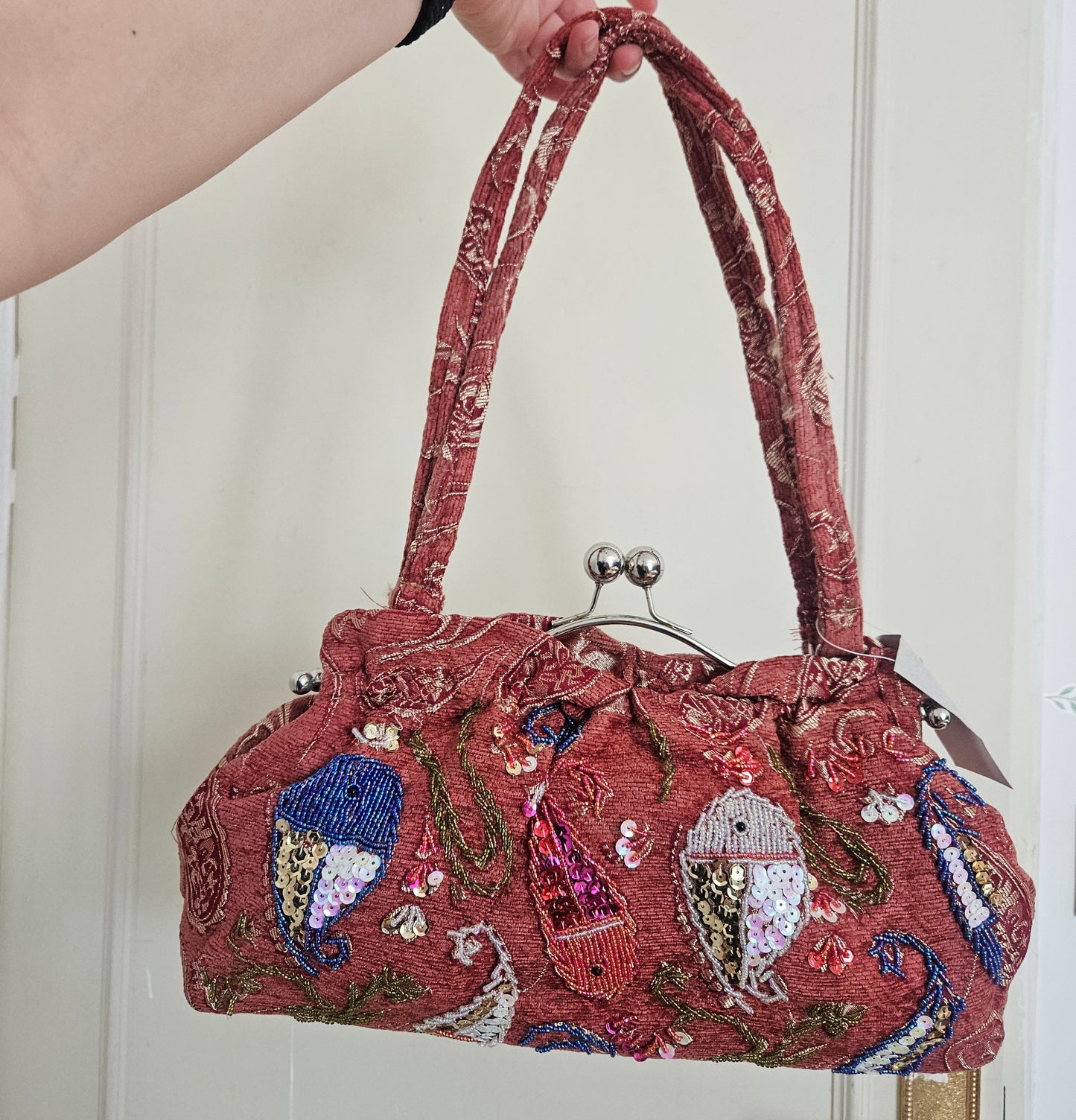 Sac en tissu brodé de sequins