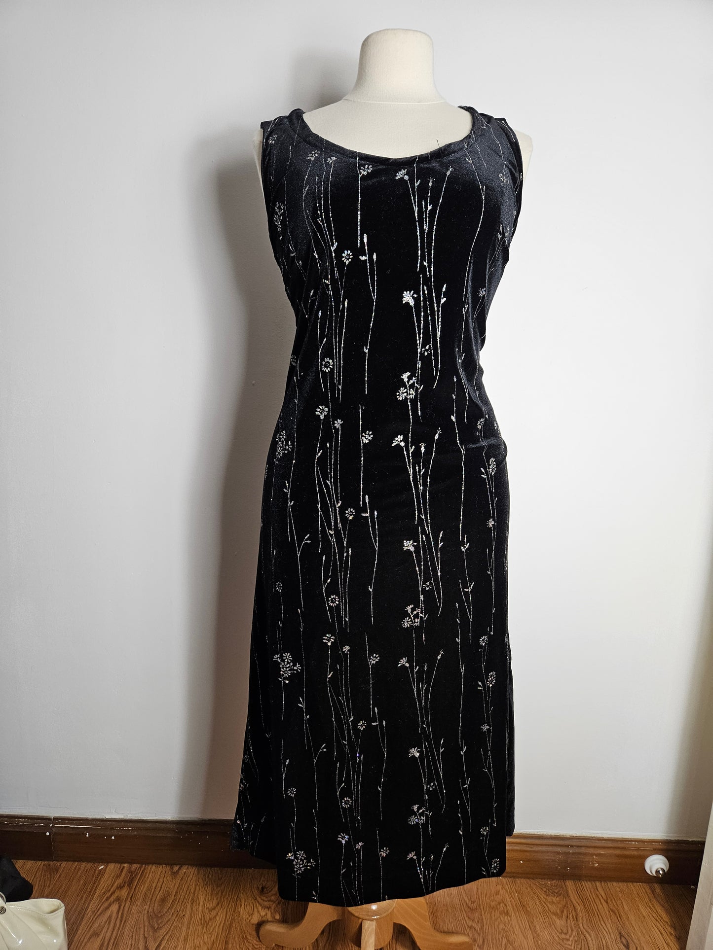 Robe noire à strass