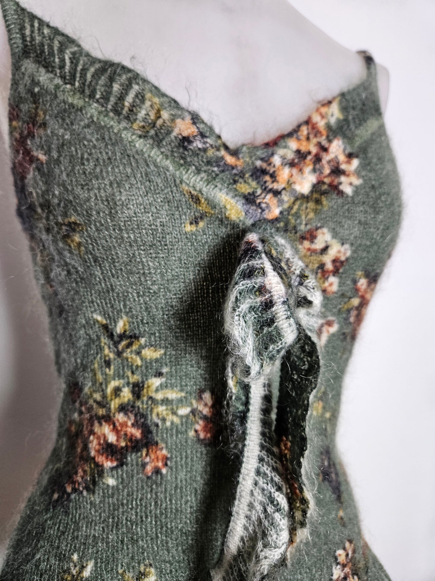 Haut en mohair motif floral