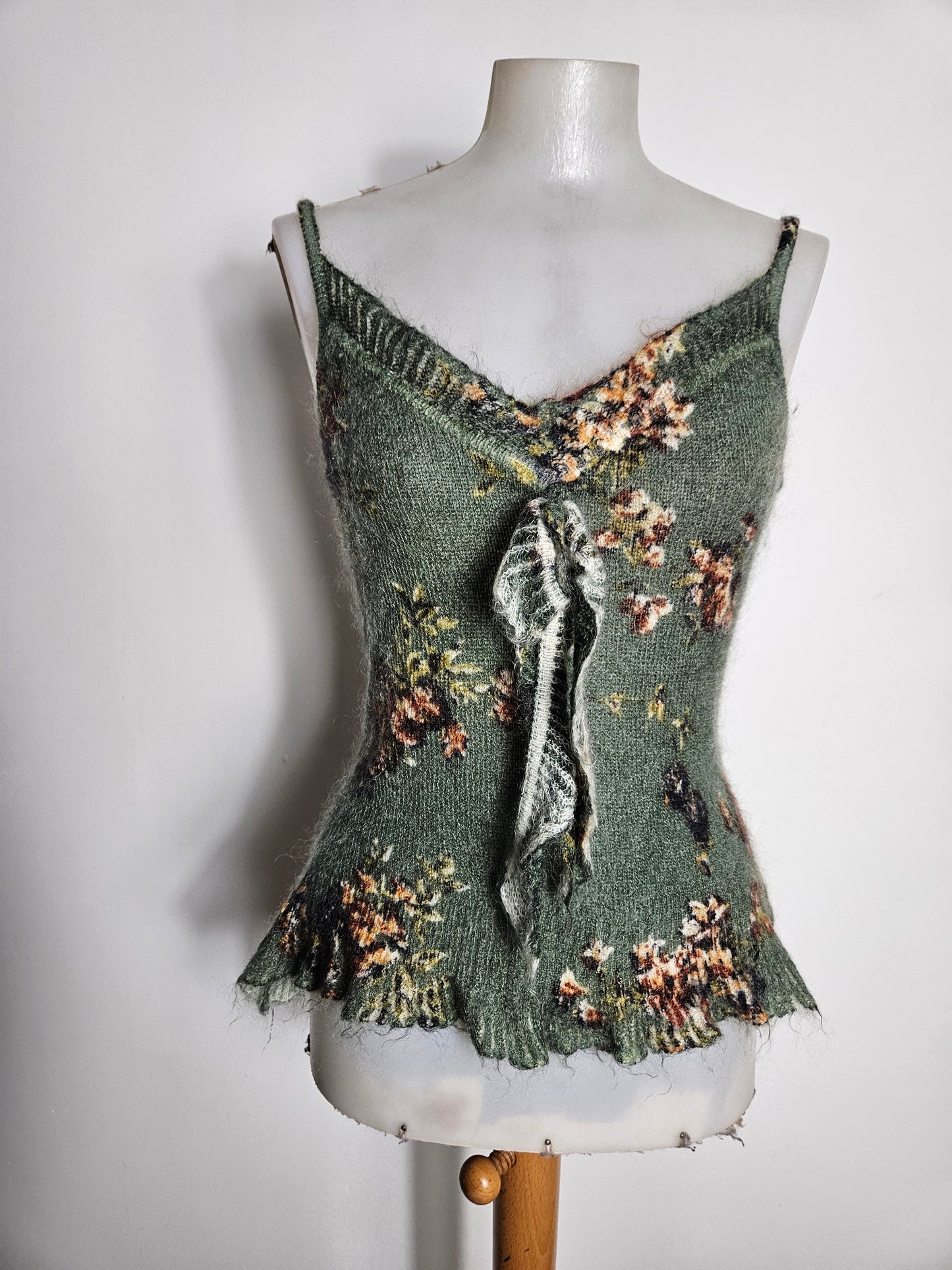 Haut en mohair motif floral
