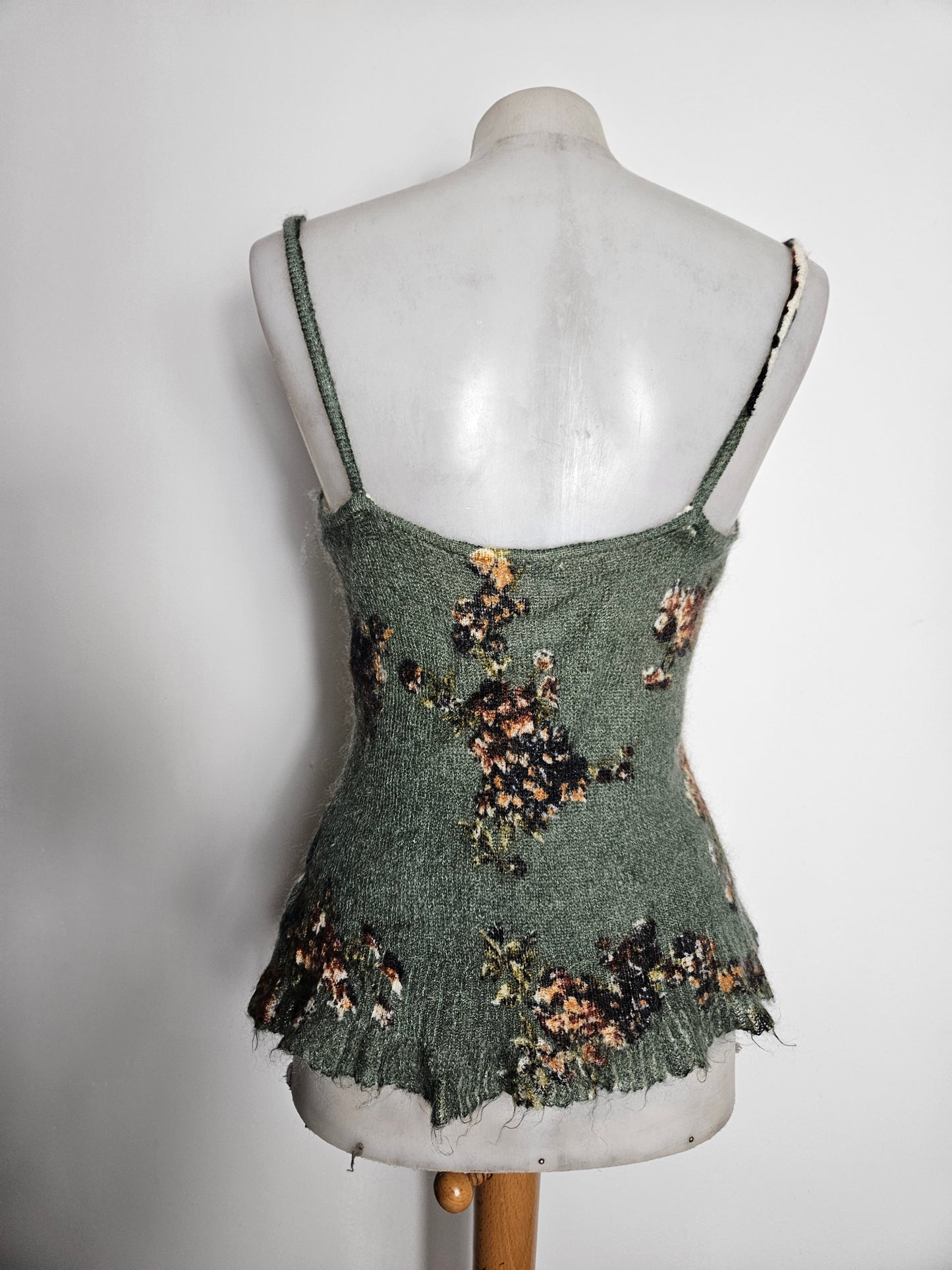 Haut en mohair motif floral
