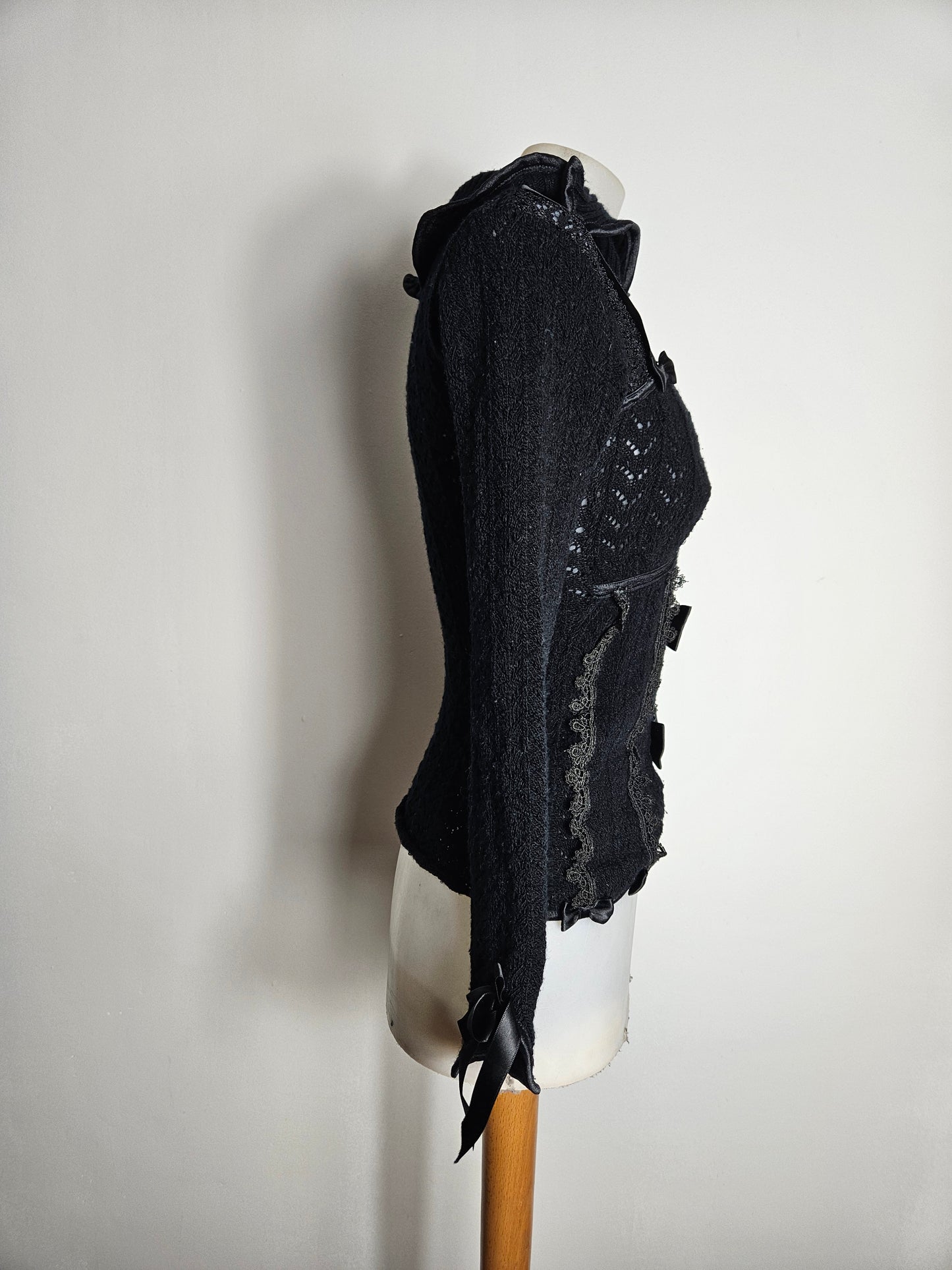 Pull léger détails noeuds