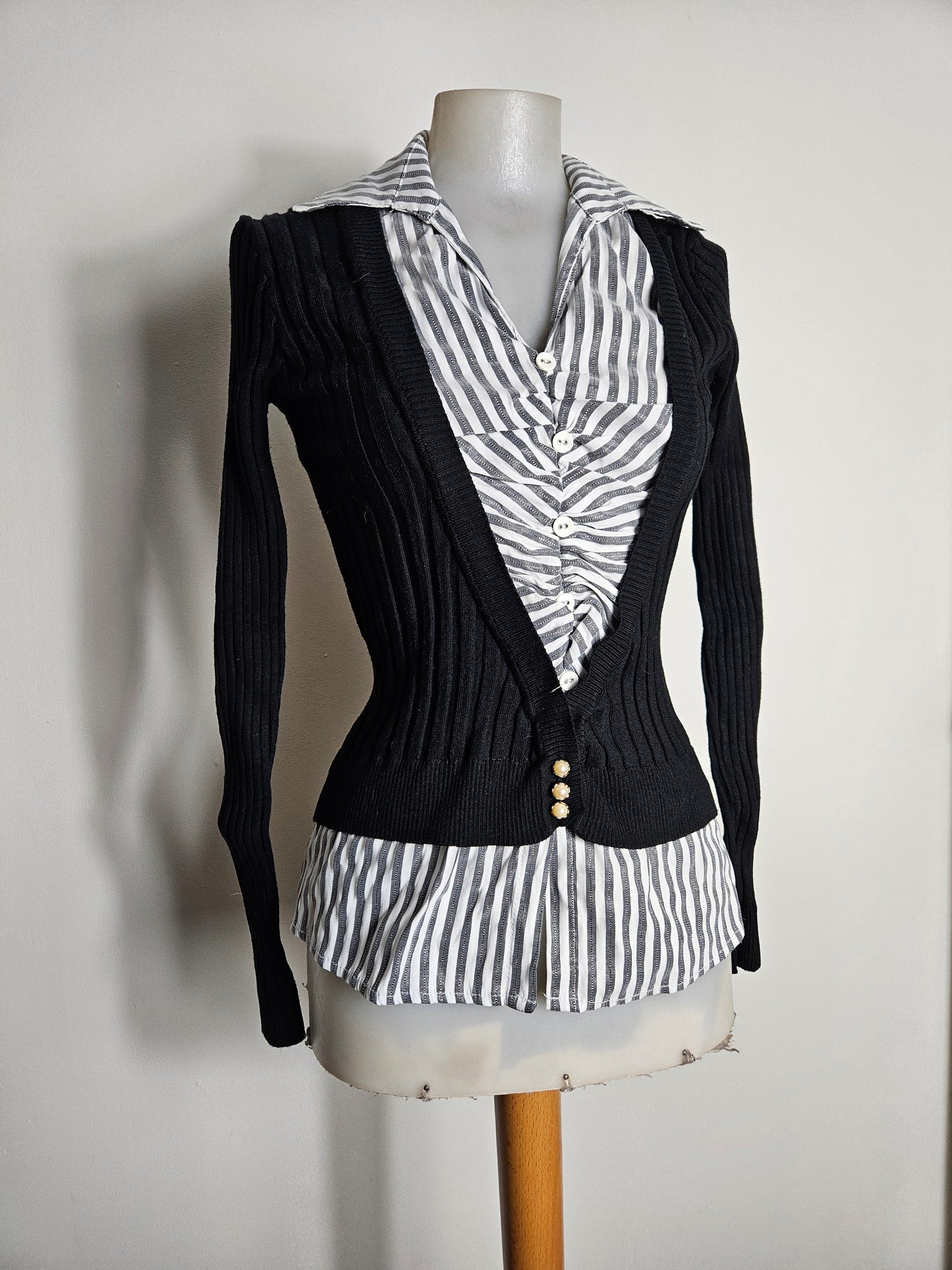 Haut effet superposition noir et blanc