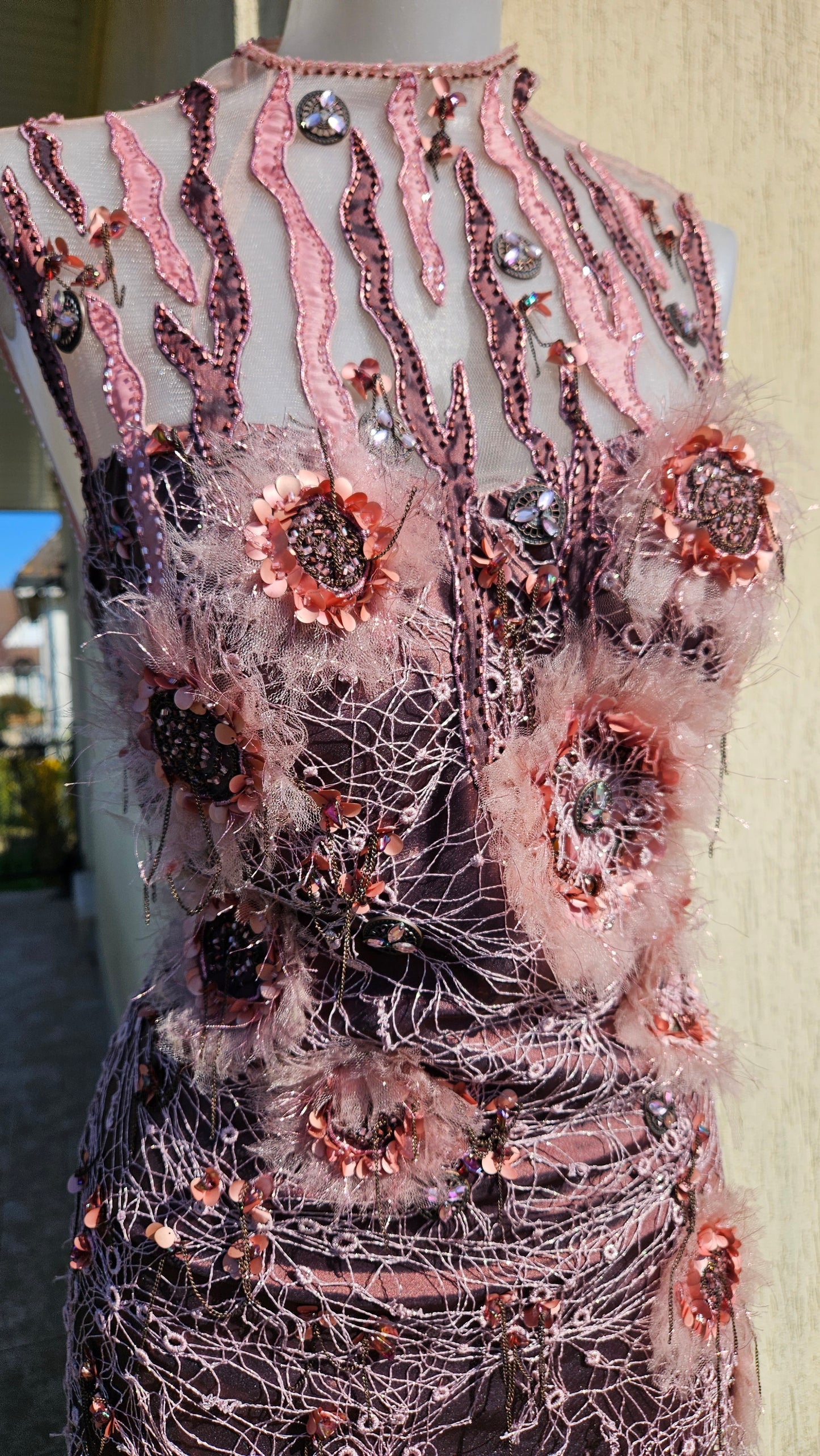 Maxi robe rose brodée