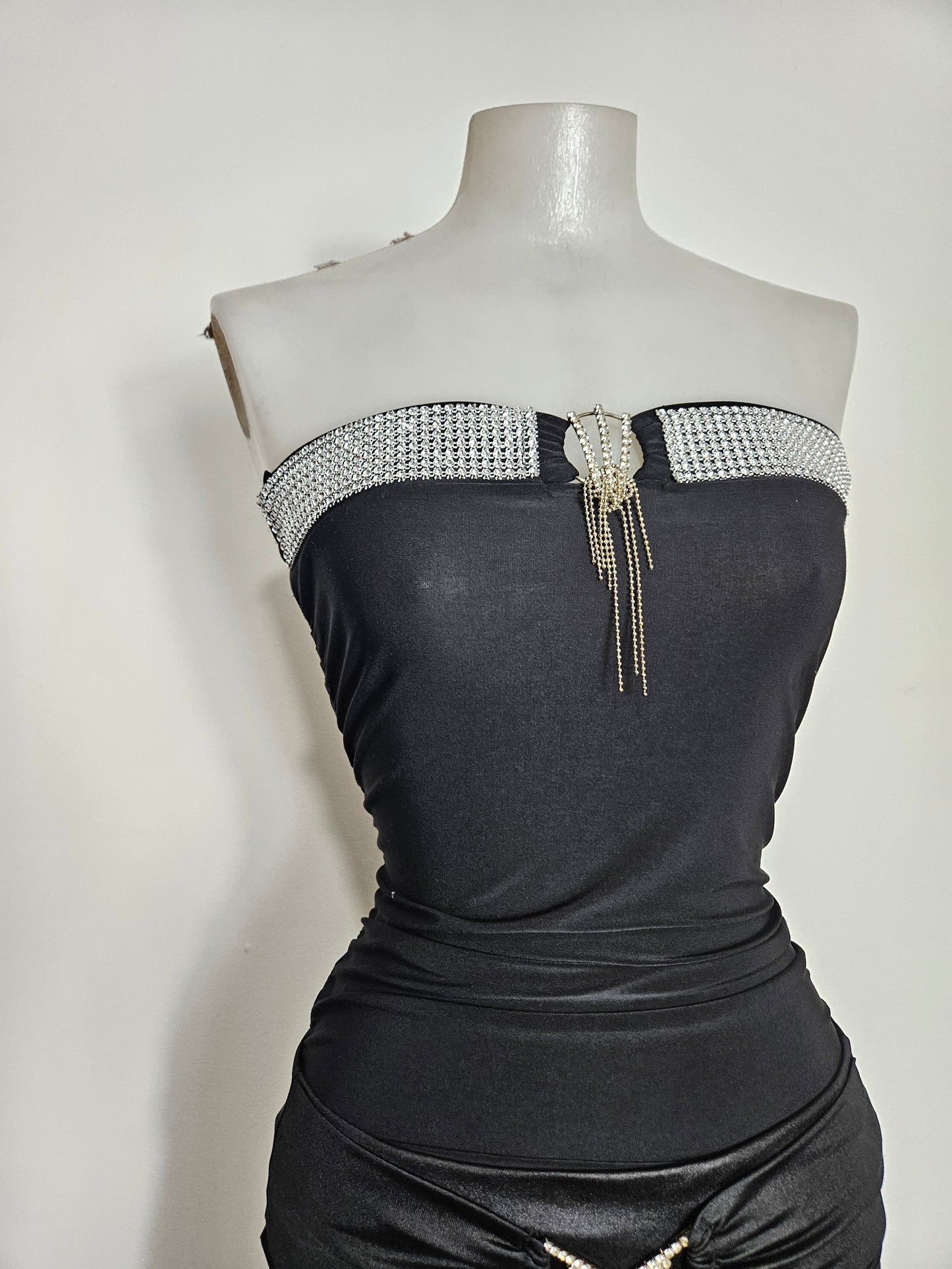 Ensemble noir détails strass