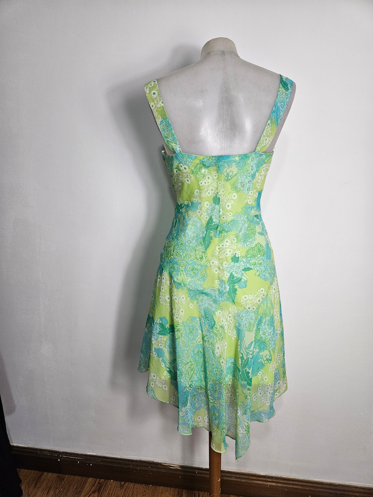 Robe en voile fleuri bleu et vert