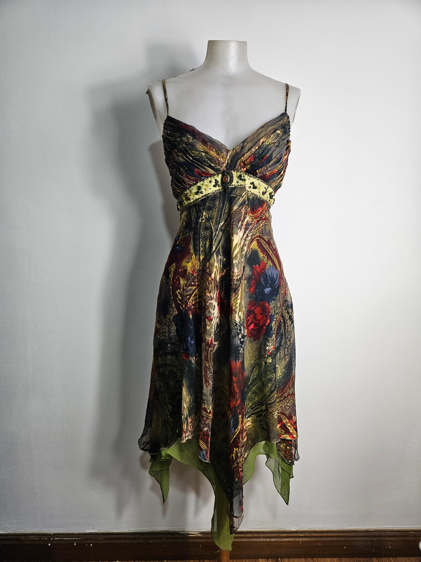 Robe asymétrique en soie